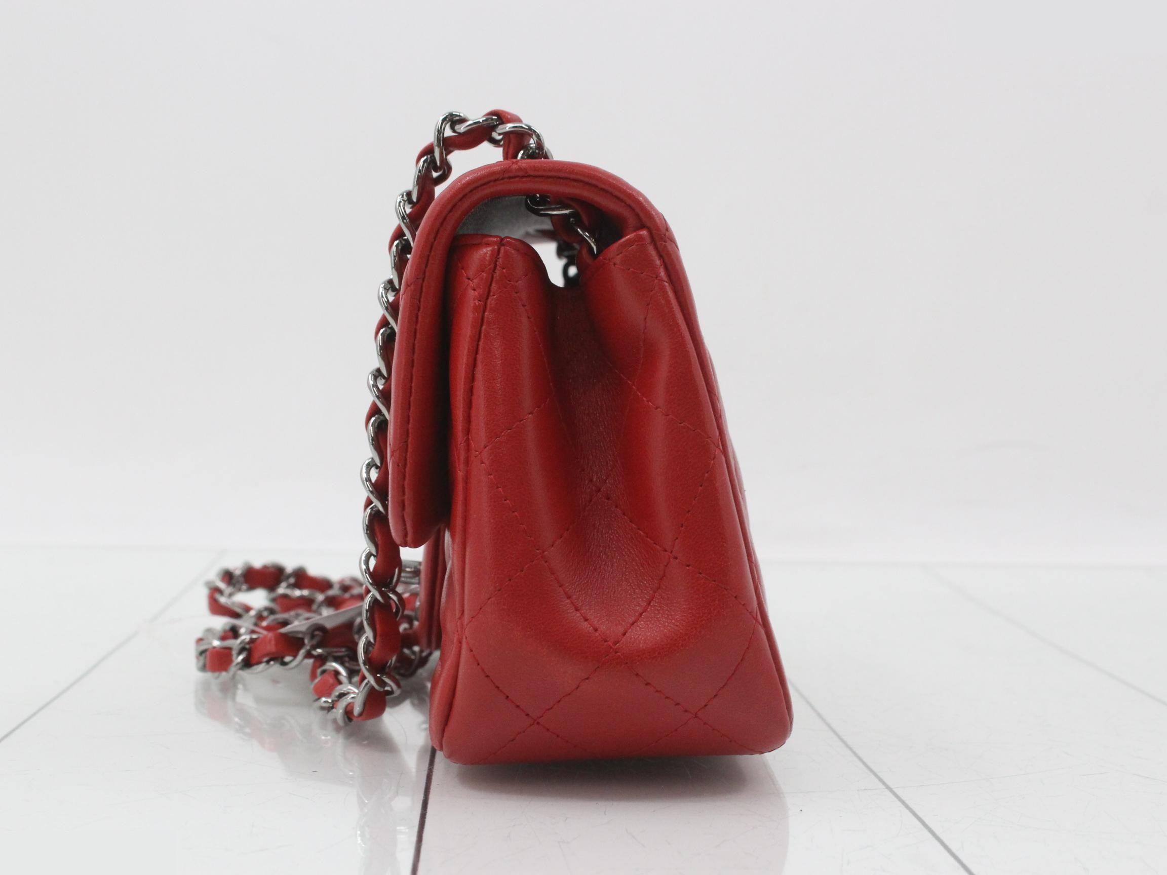 Matelassé Lambskin Chain Shoulder Bag, W16, Red — view 3