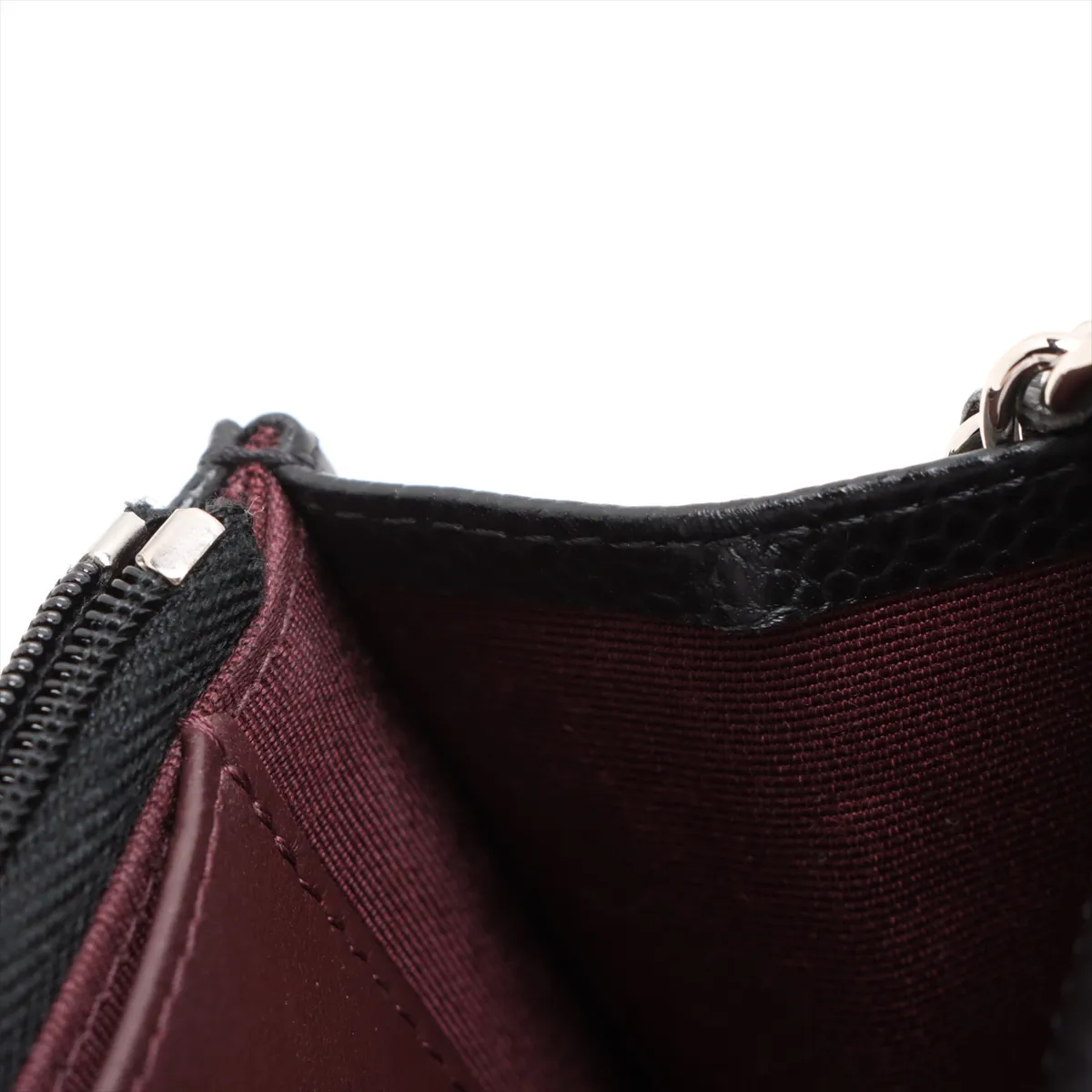 Matelasse caviar skin chain wallet black silver hardware UU50XEJK random plate — view 12