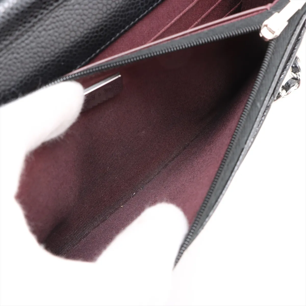 Matelasse caviar skin chain wallet black silver hardware UU50XEJK random plate — view 8