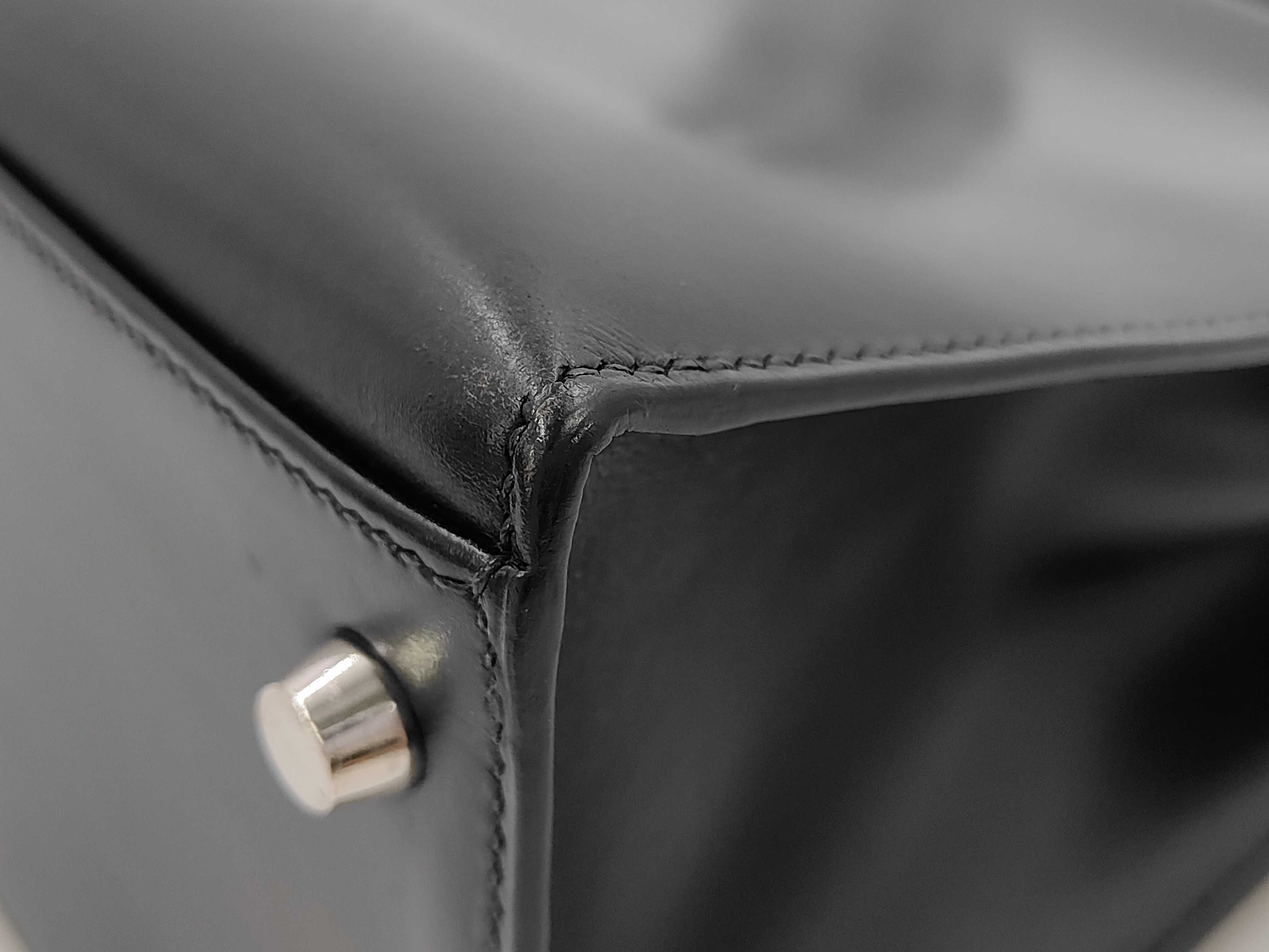Kelly 32, external stitching, box calf leather, black, silver hardware, D stamp, handbag — view 3
