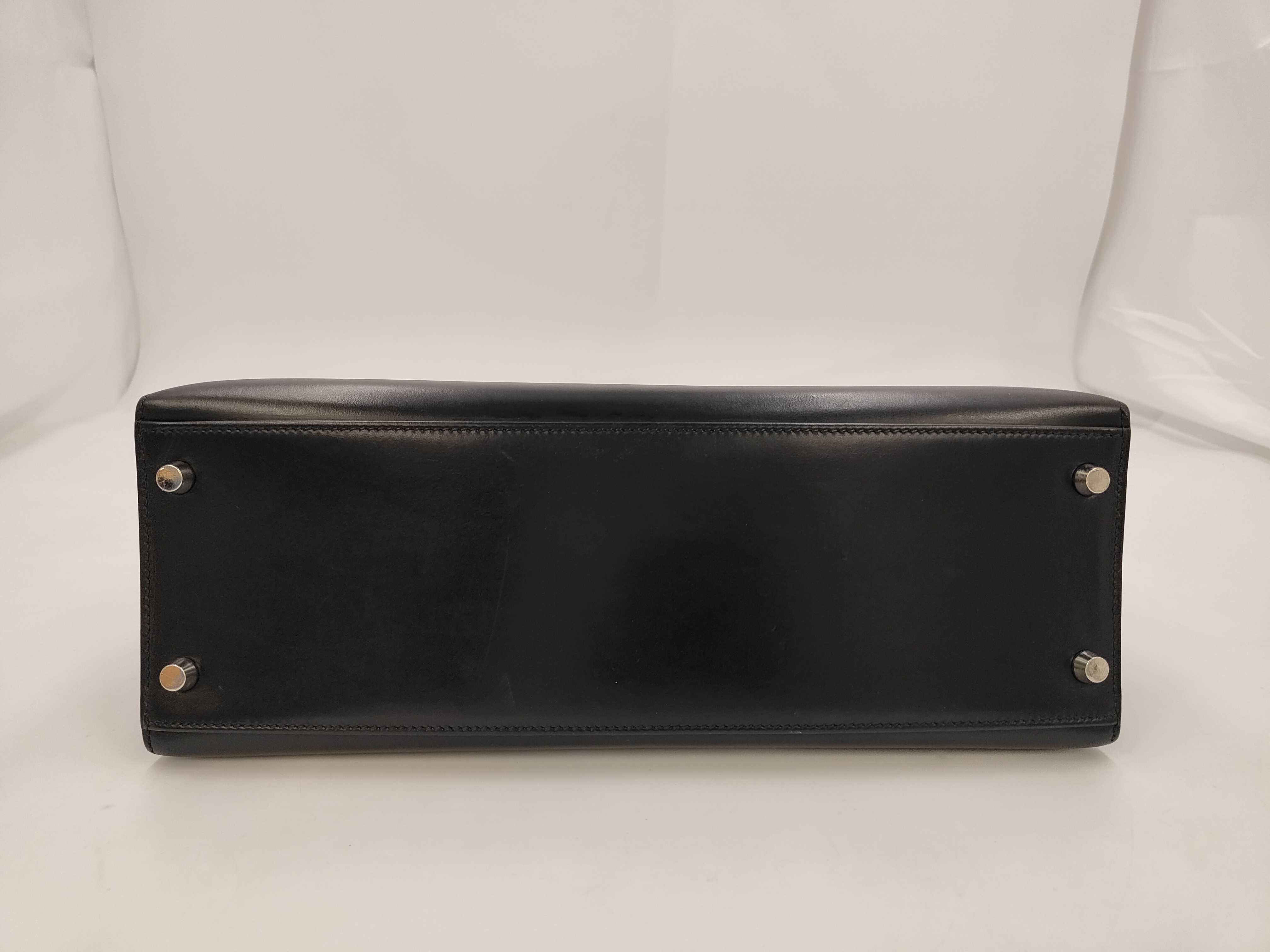 Kelly 32, external stitching, box calf leather, black, silver hardware, D stamp, handbag — view 4