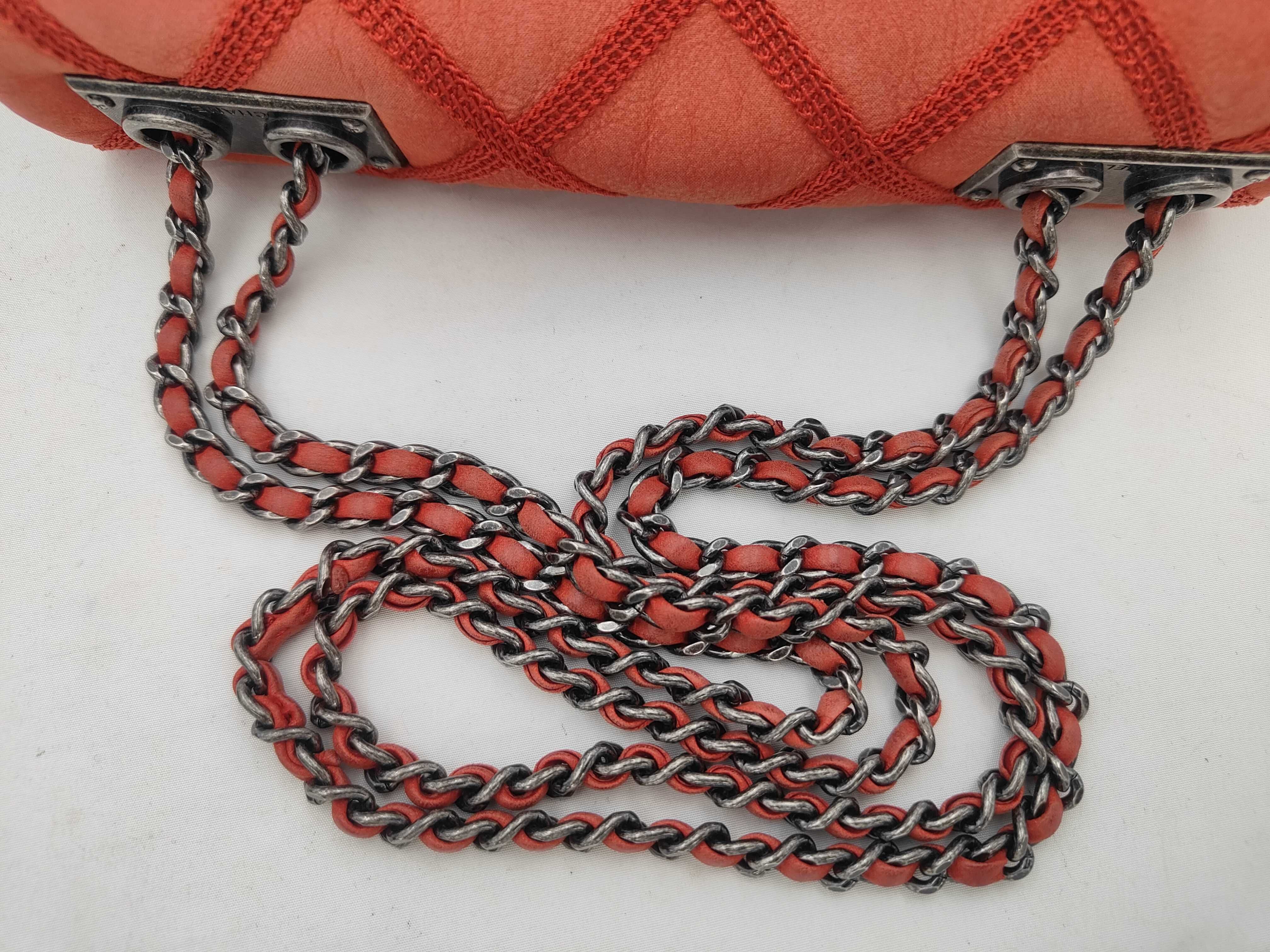Ultra Stitch Red Shoulder Bag (Serial Number 17) — view 3