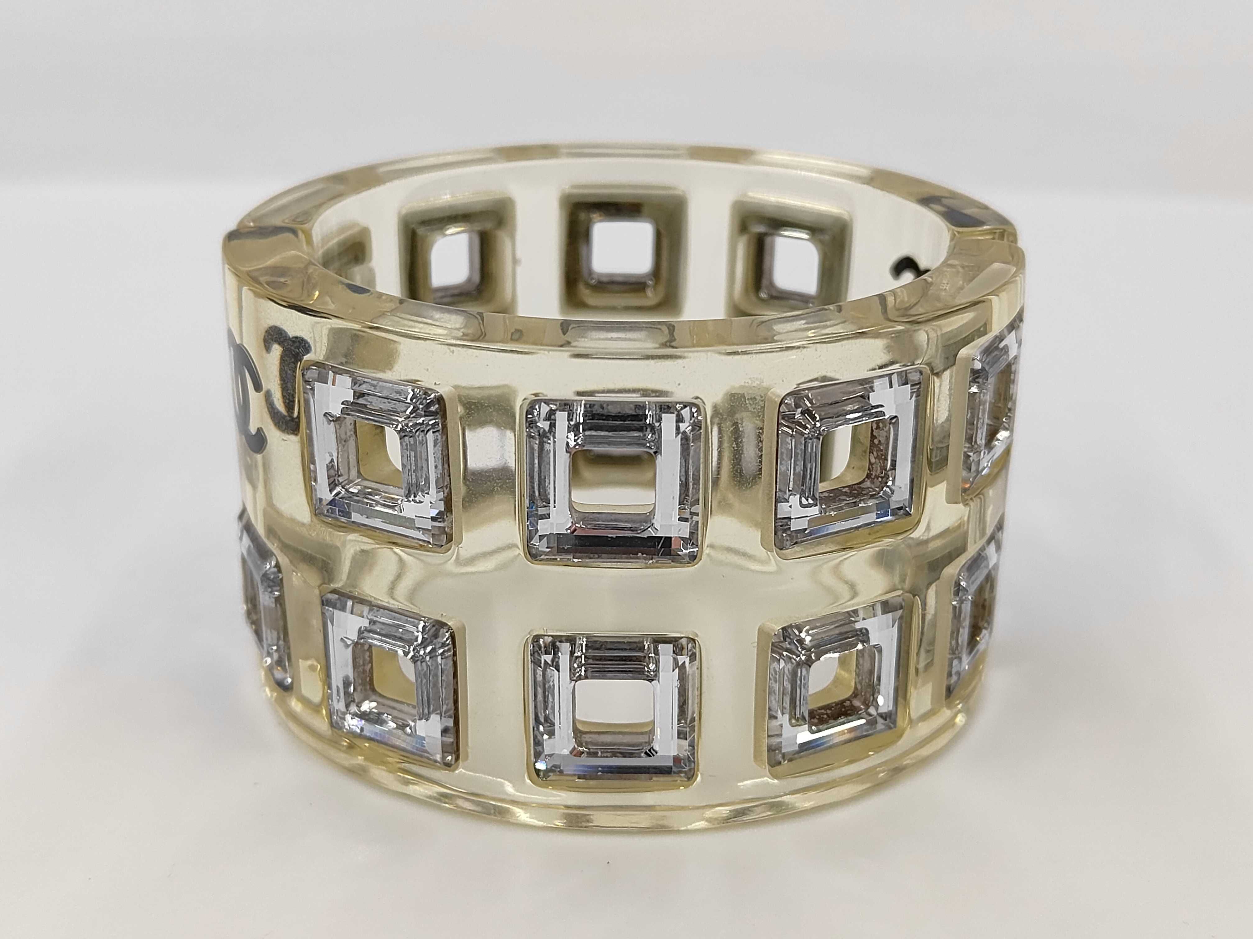 Resin Coco Bangle Clear Bracelet/Bangle