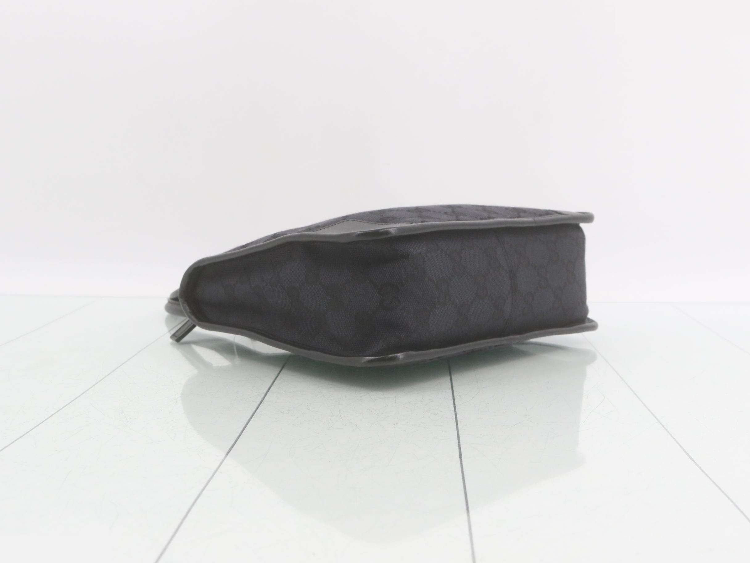 GG Canvas Handbag — view 5