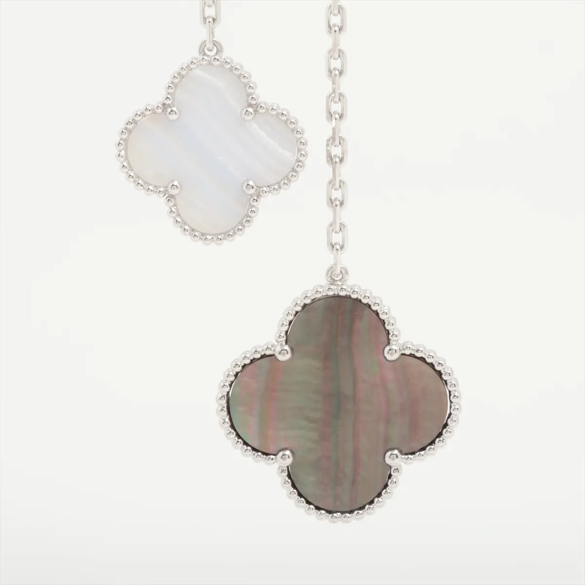 Magic Alhambra 6P Shell Chalcedony Necklace 750(WG) 27.9g JE093787 Small stone — view 3