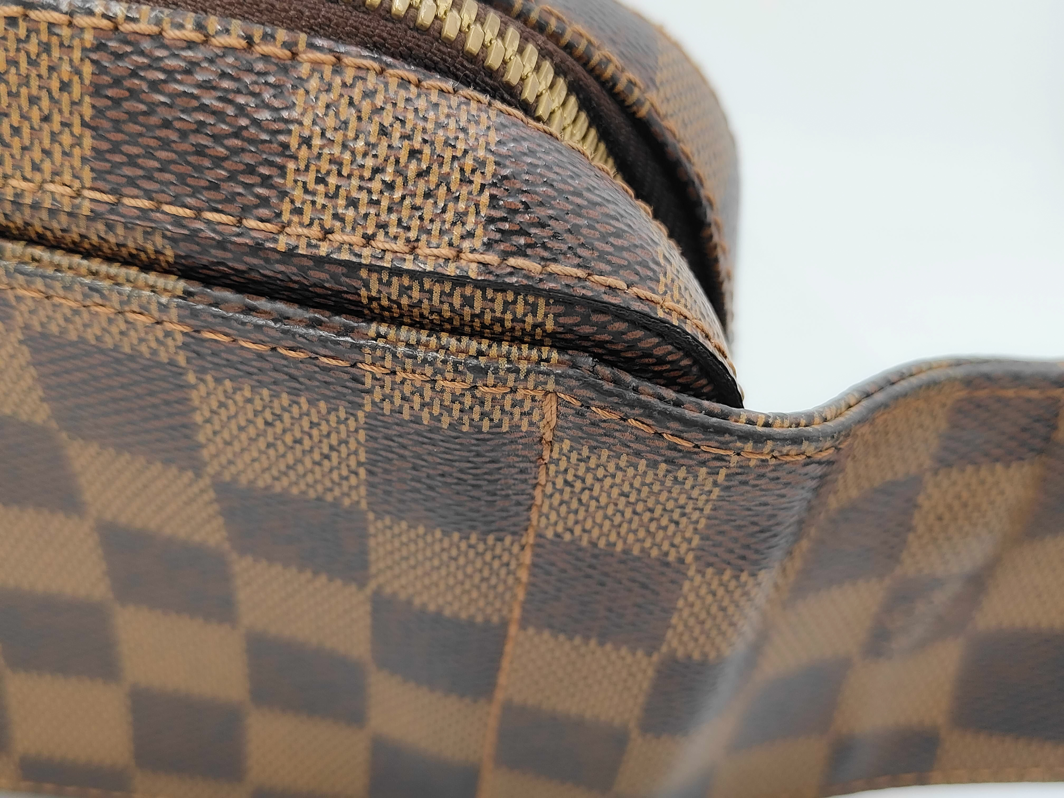 Damier N51994 Geronimos Shoulder Bag — view 3