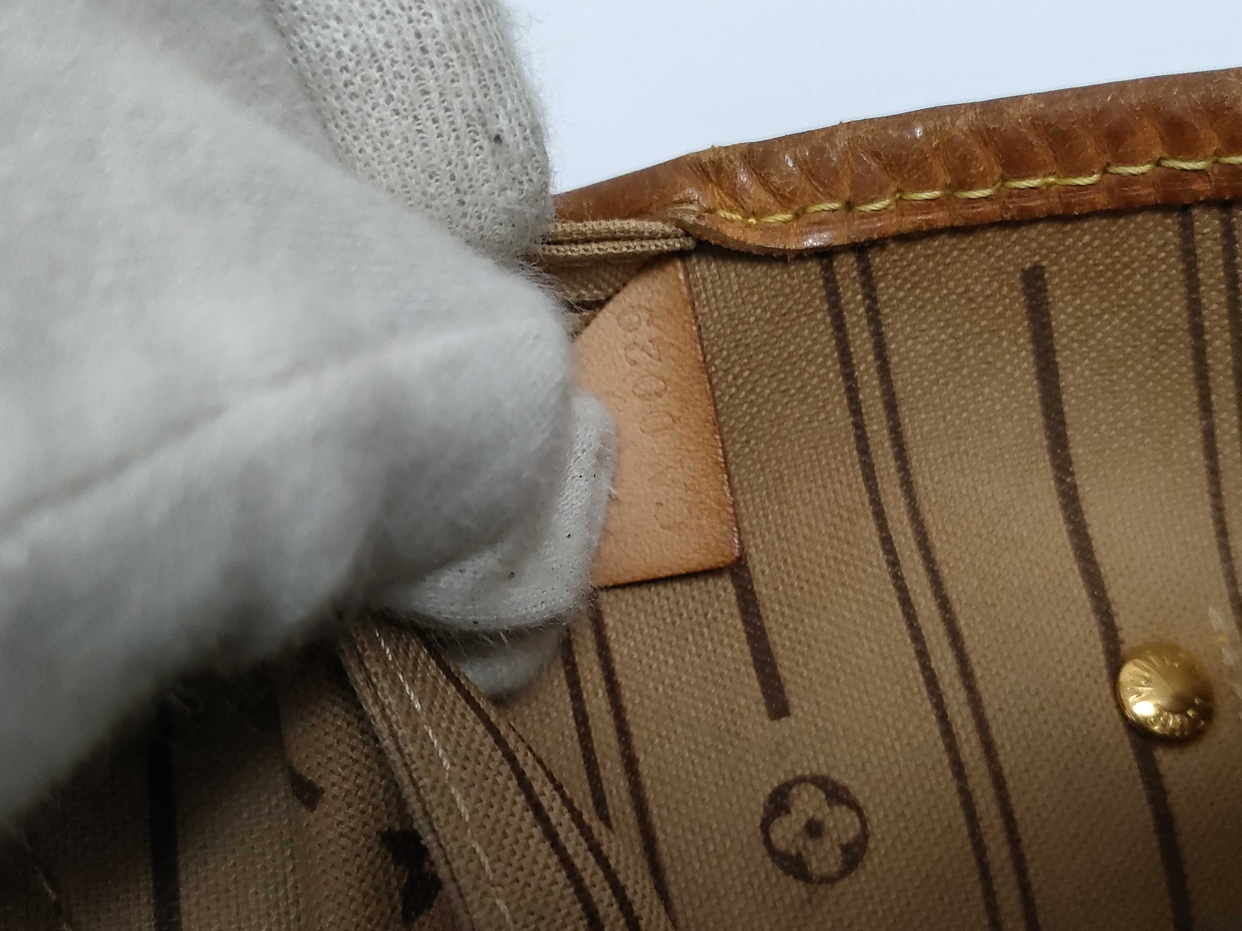 Monogram Neverfull MM Tote Bag — view 13