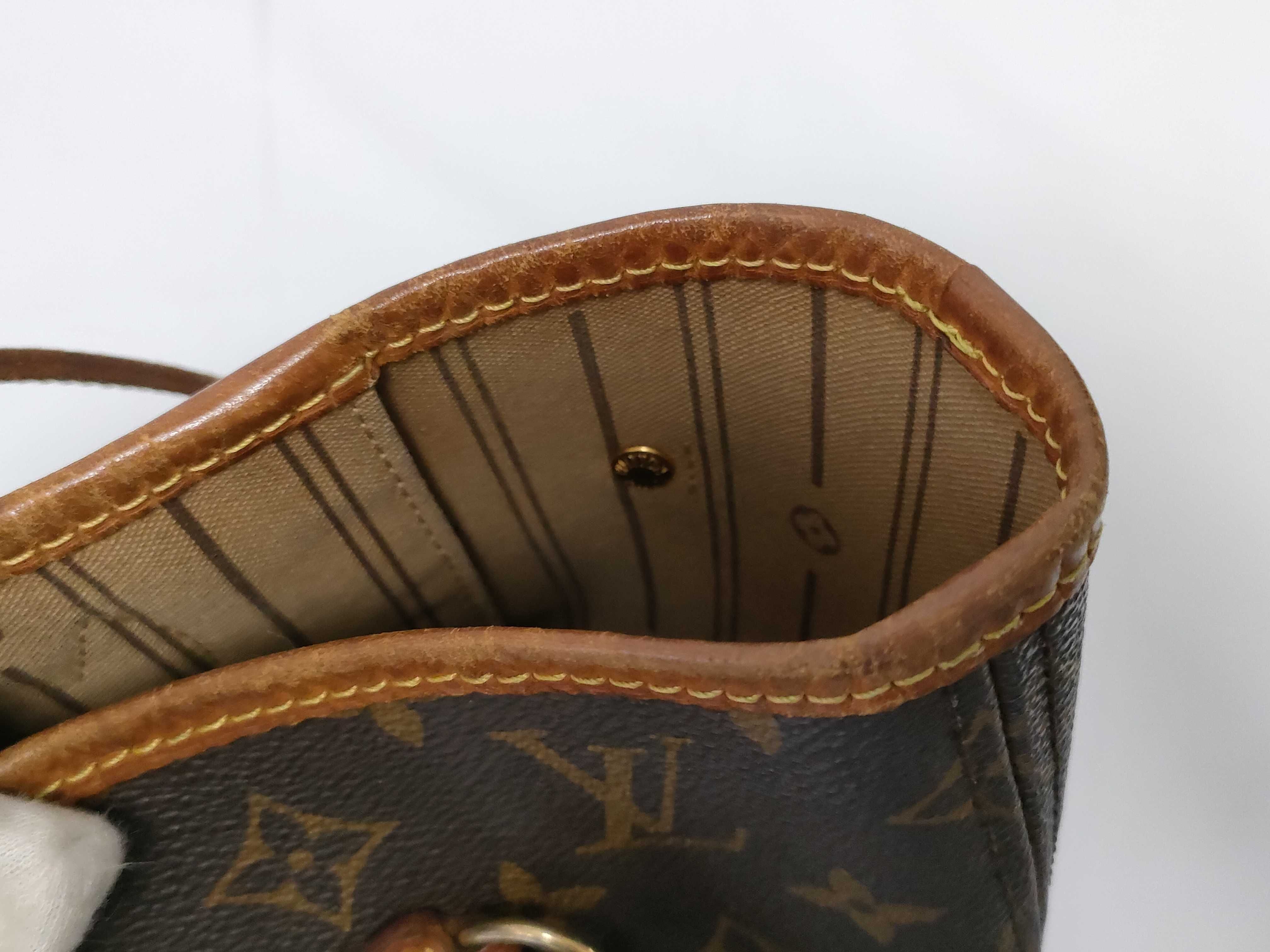 Monogram Neverfull MM Tote Bag — view 9