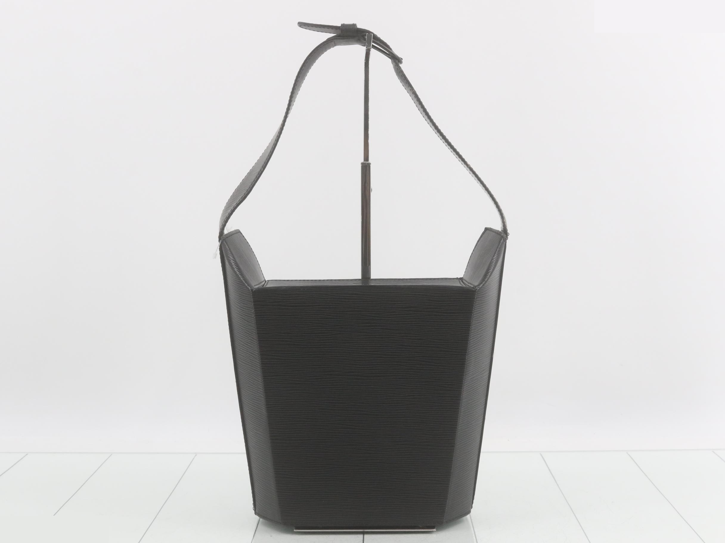 Sacksaw Noir — view 2