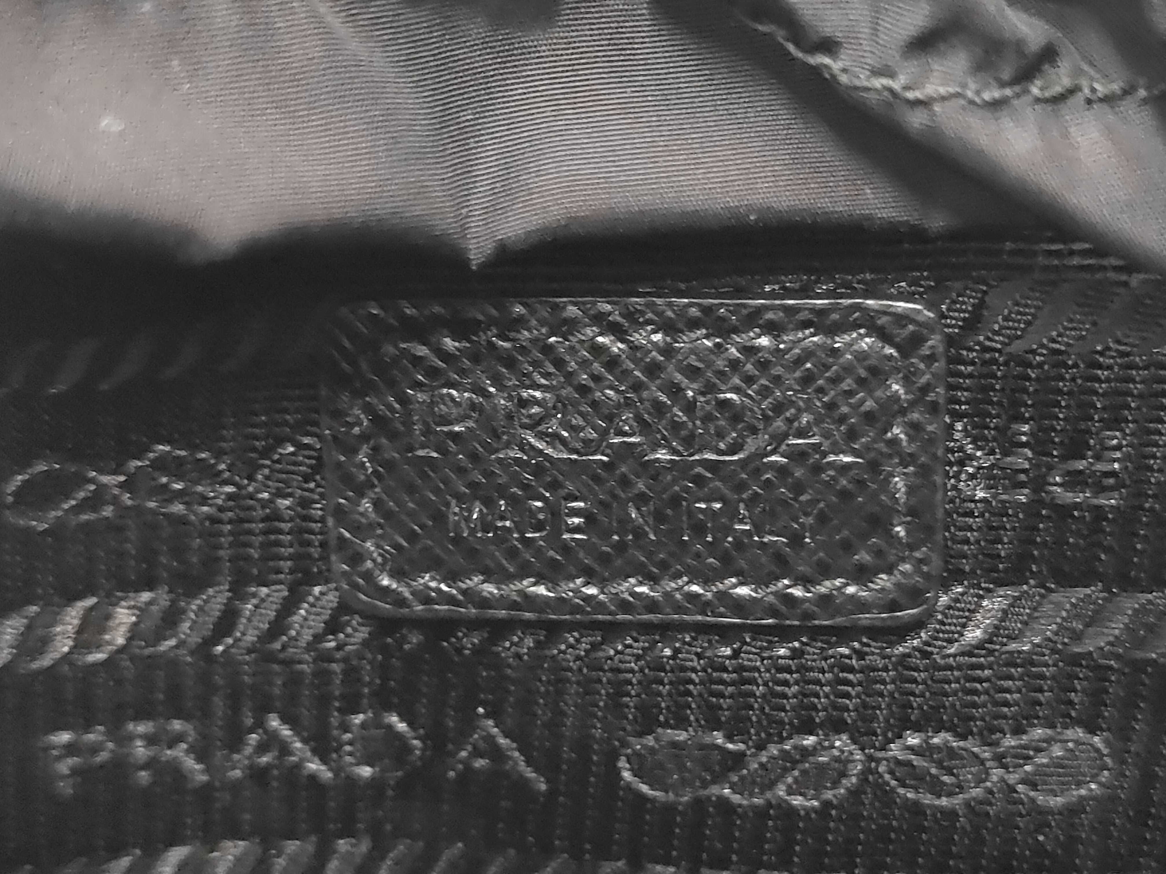 2ZH155 Nylon x Saffiano Re-Nylon Shoulder Pouch Black Pouch — view 10
