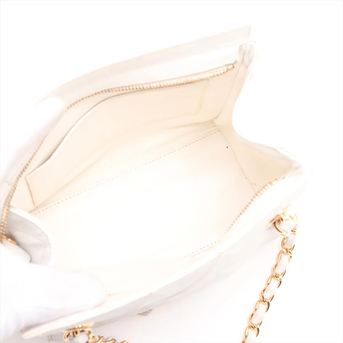 Matelassé Caviar Skin Chain Shoulder Bag, White with Gold Hardware, 3835627, Series 3 — view 7