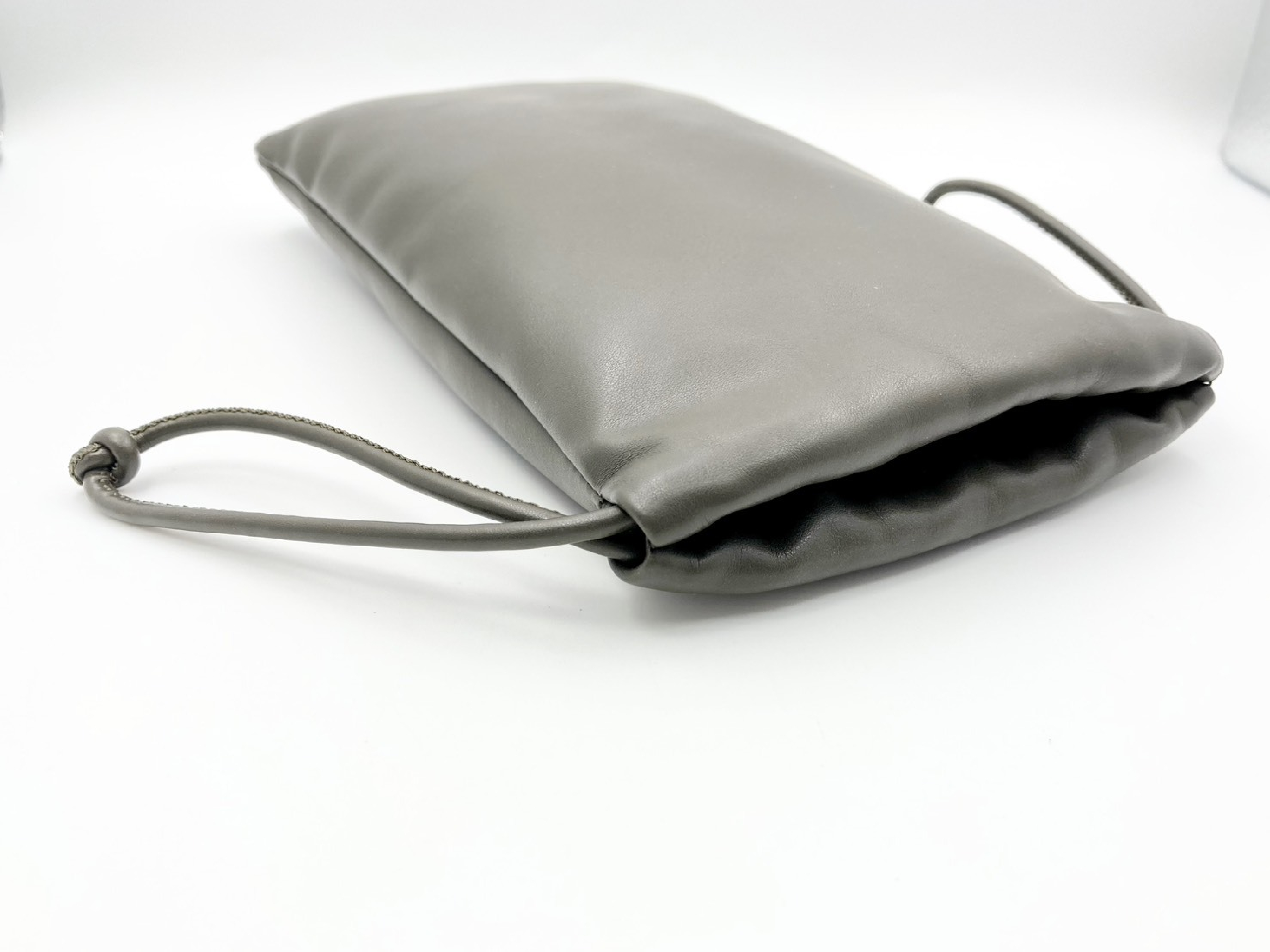 logo drawstring puffer leather pouch, smartphone pouch, phone holder pouch. — view 4