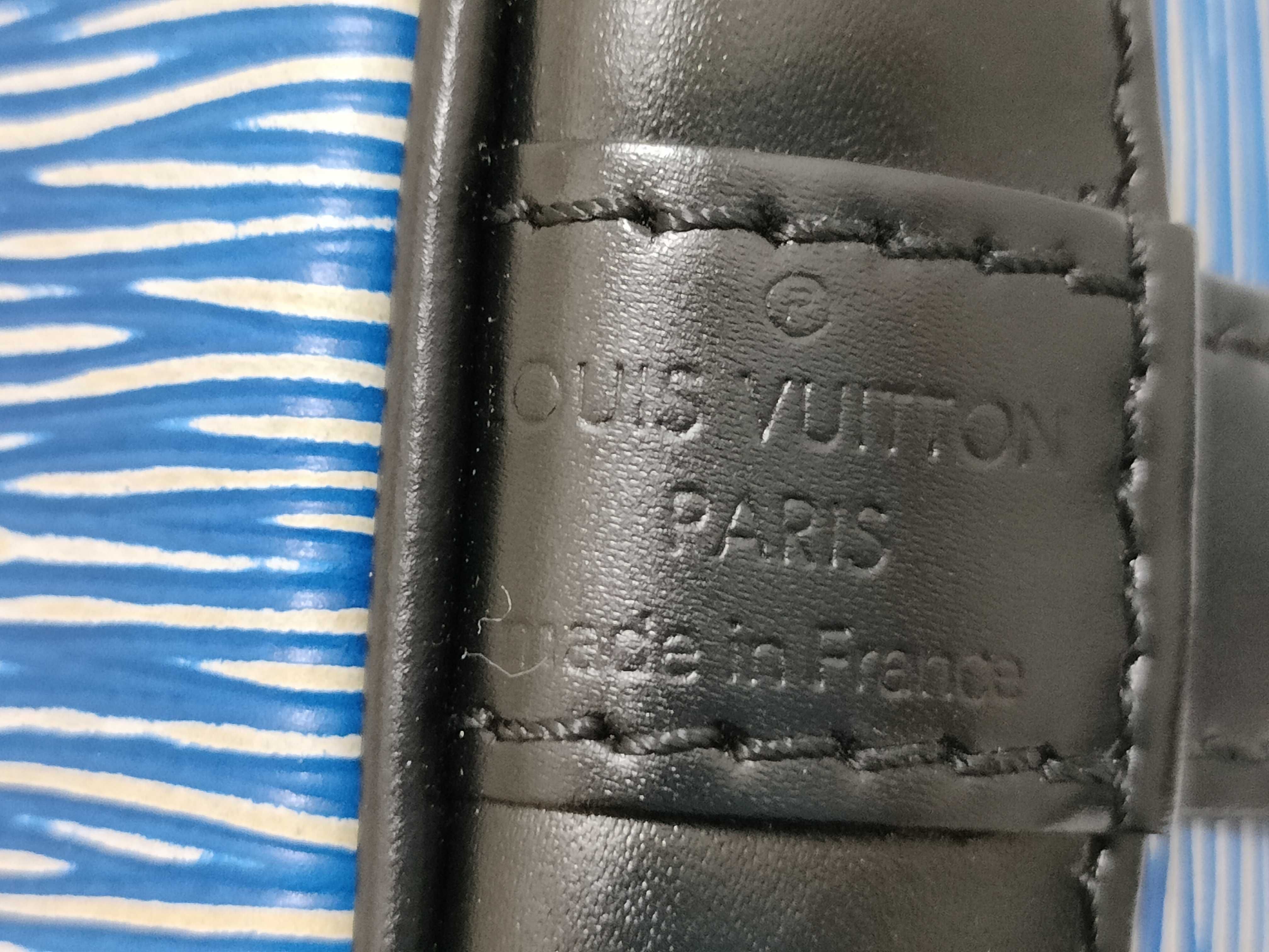 Epi Leather Petit Noé M54636 SA0127 Blue Shoulder Bag — view 11