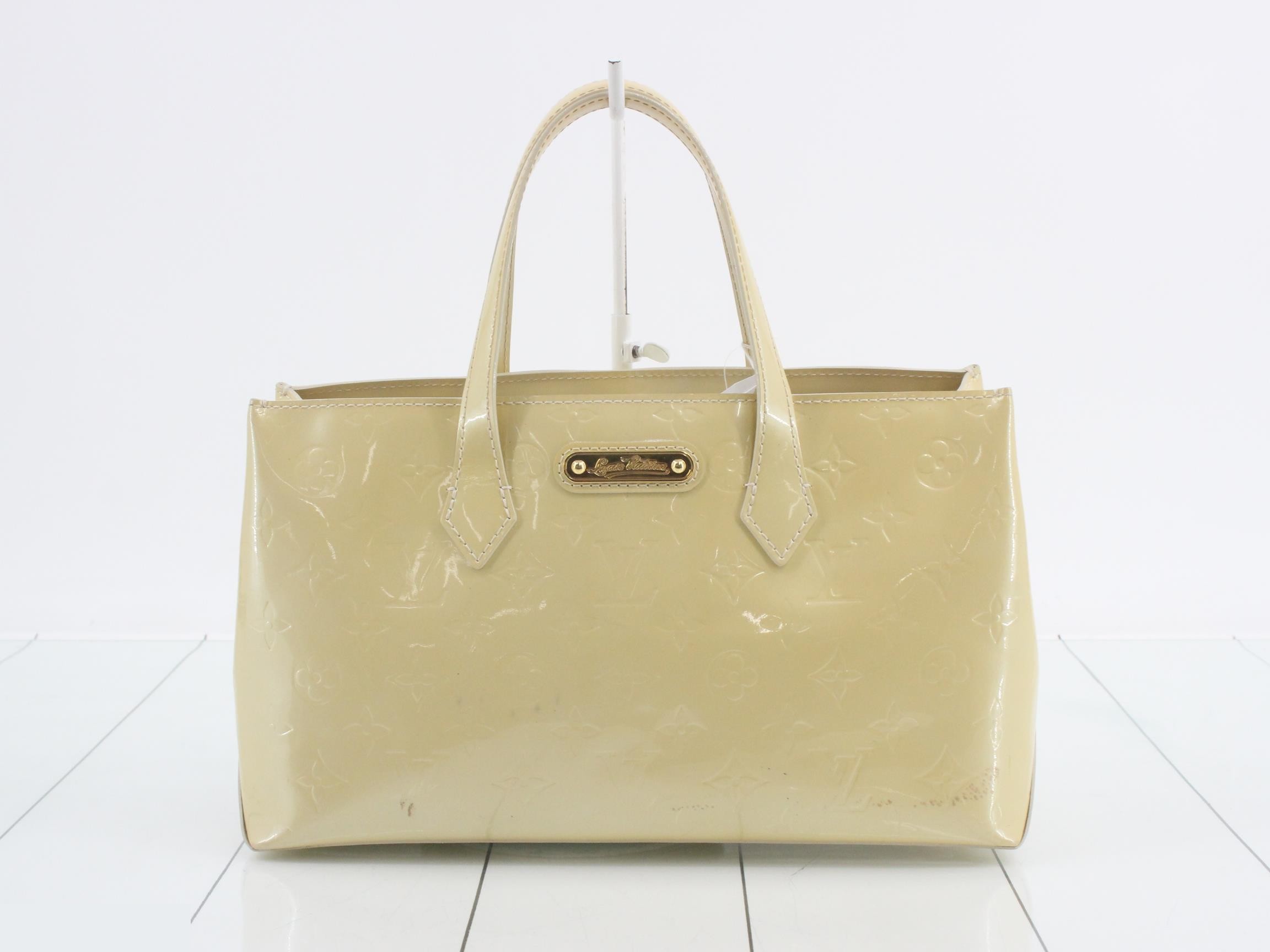 Vernis Wilshire PM Handbag