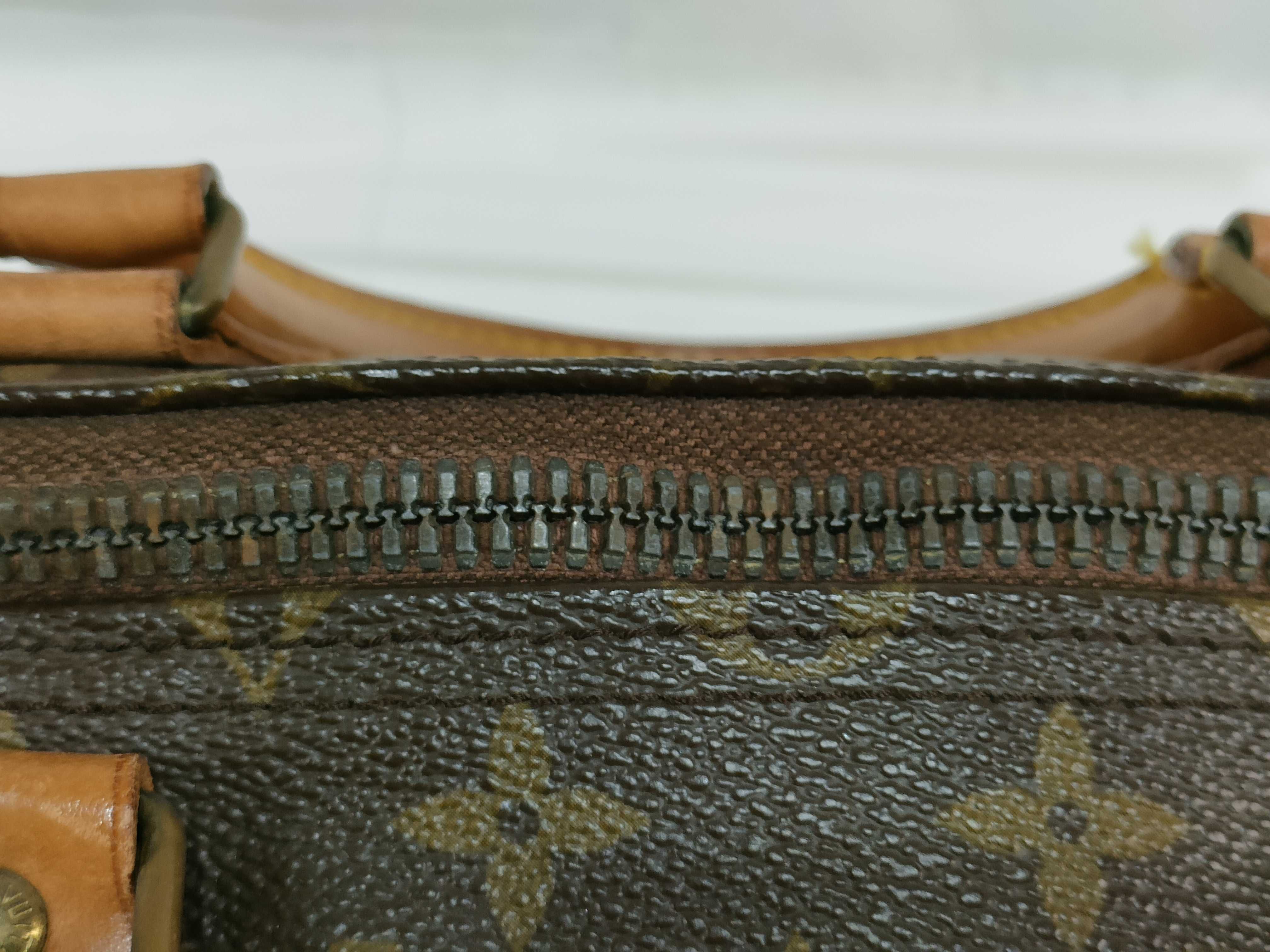 Monogram Louis Vuitton Speedy 35 Handbag — view 12