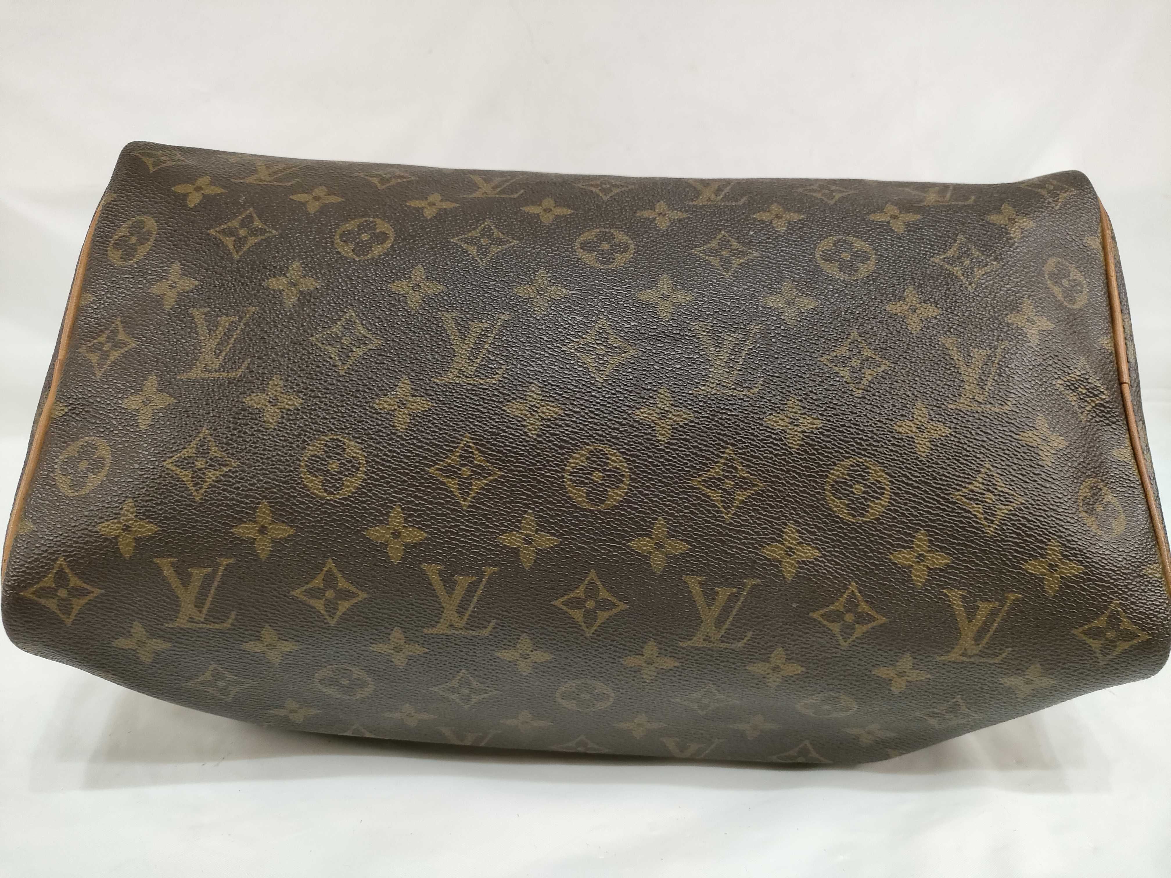 Monogram Louis Vuitton Speedy 35 Handbag — view 8
