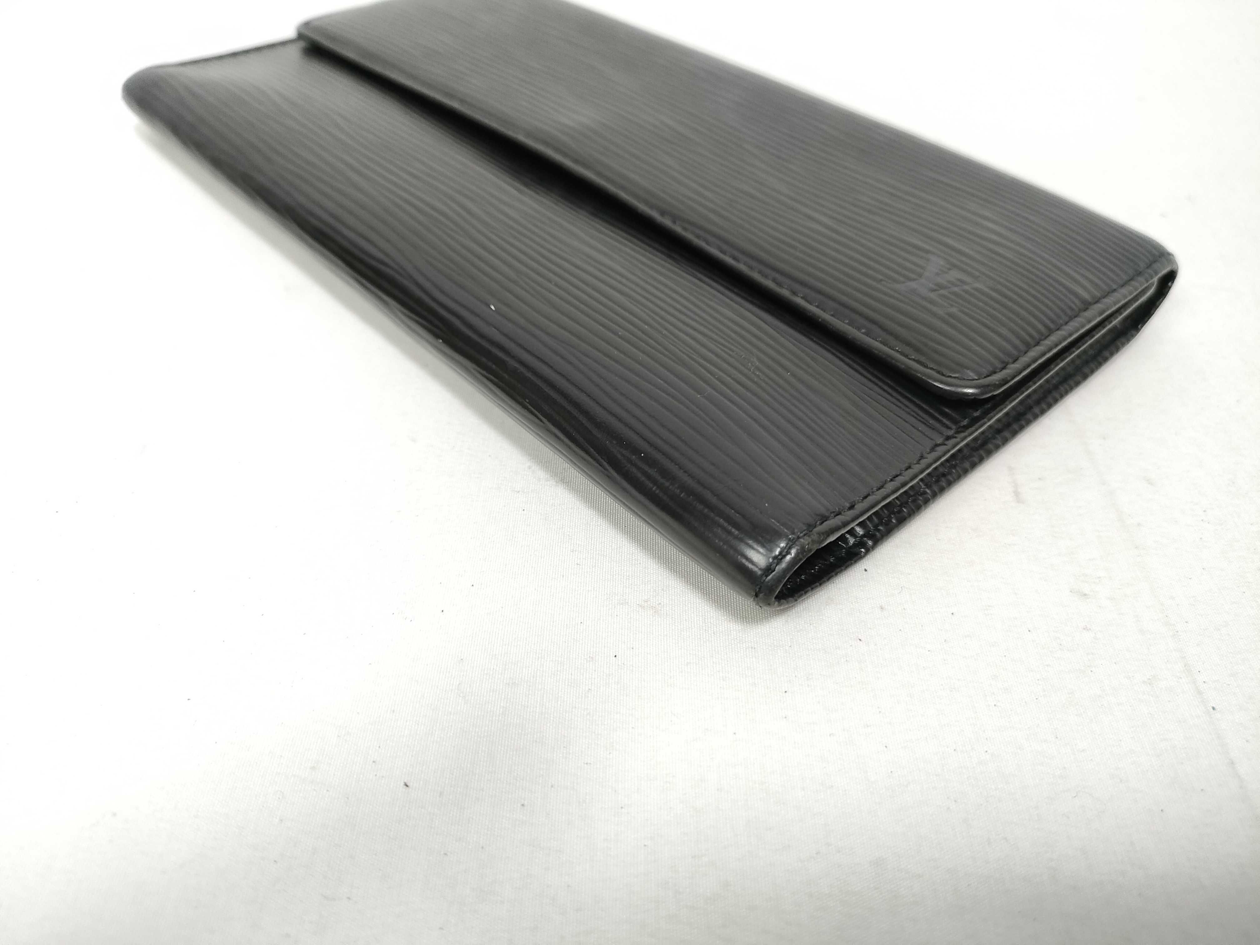 Epi Louis Vuitton Wallet Epi Wallet — view 3