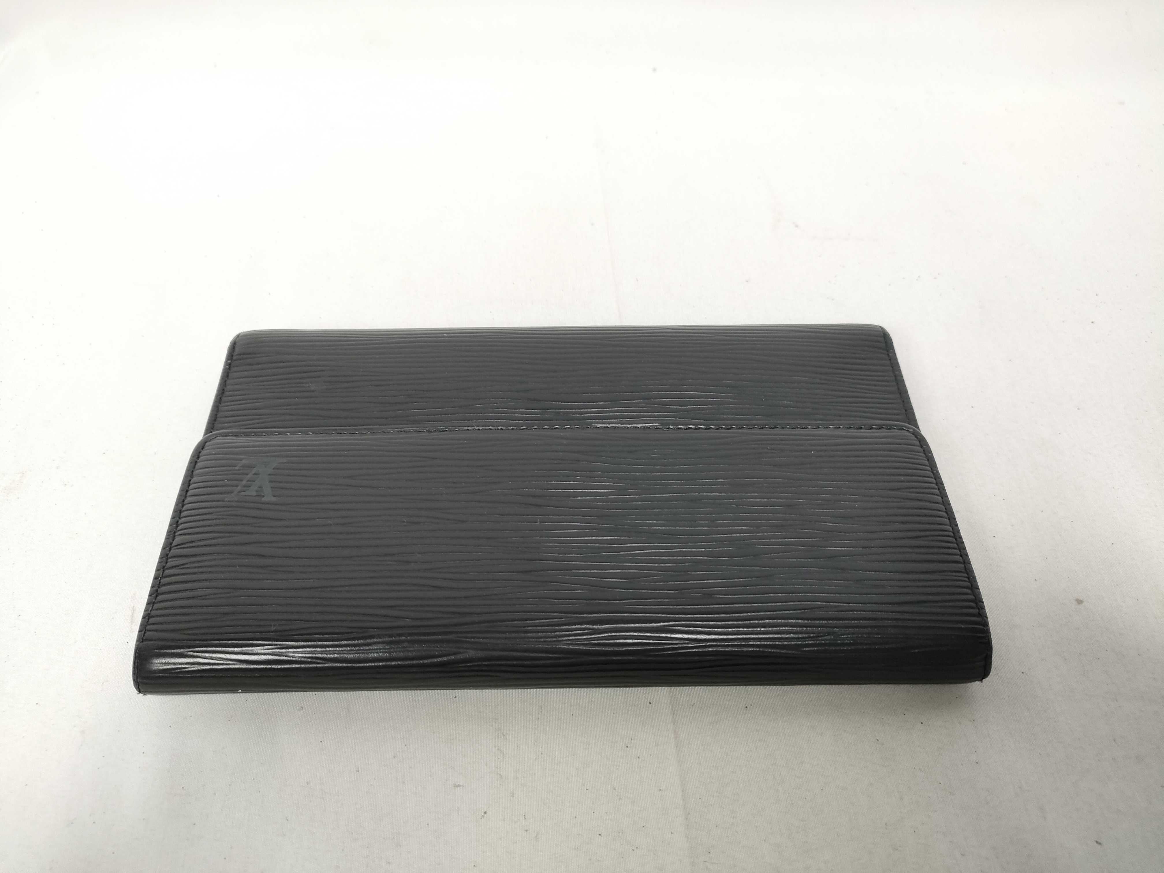 Epi Louis Vuitton Wallet Epi Wallet — view 7