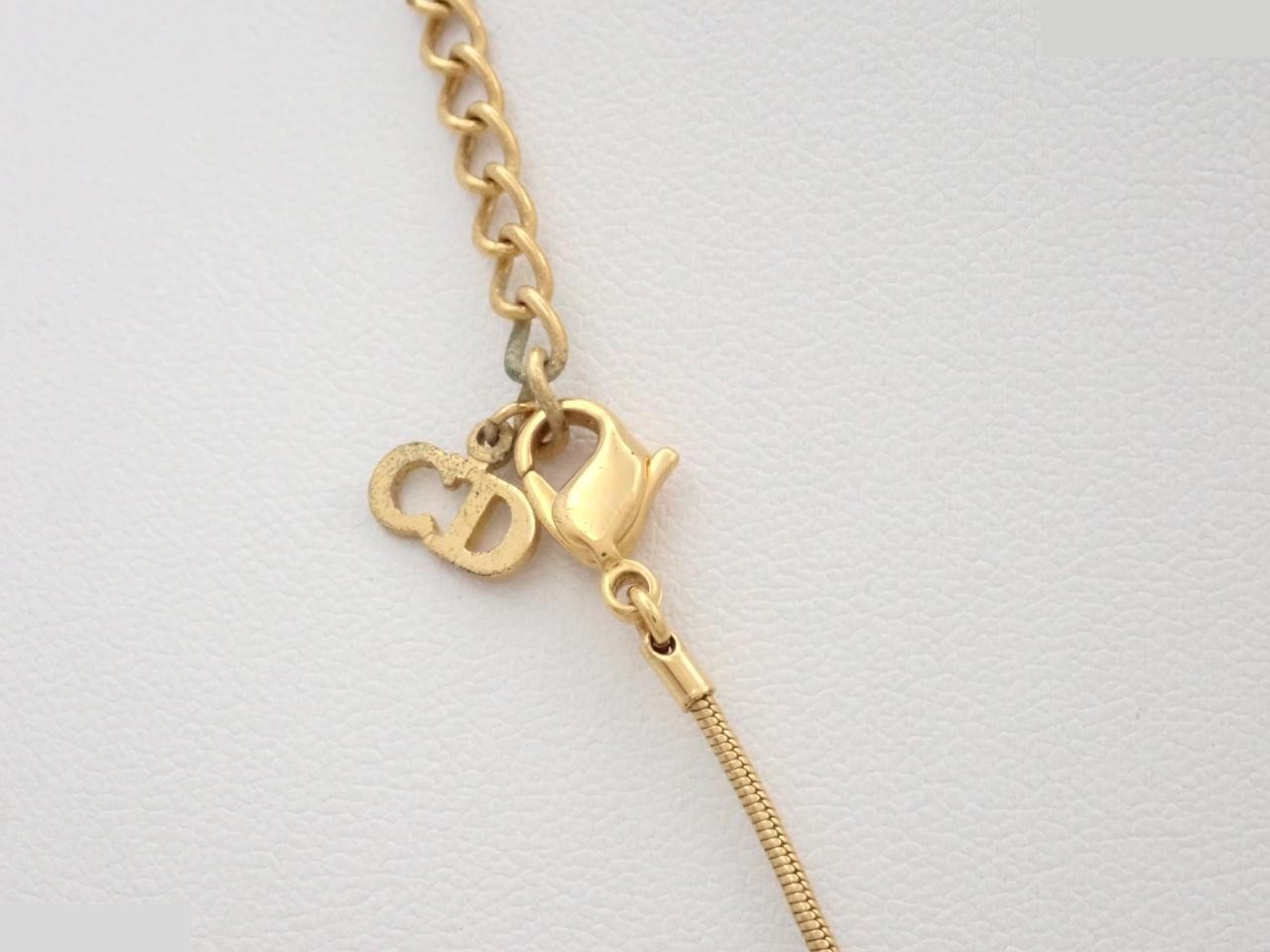 Other lines: Precious metal necklaces and pendants, chain approximately 44cm. — view 2