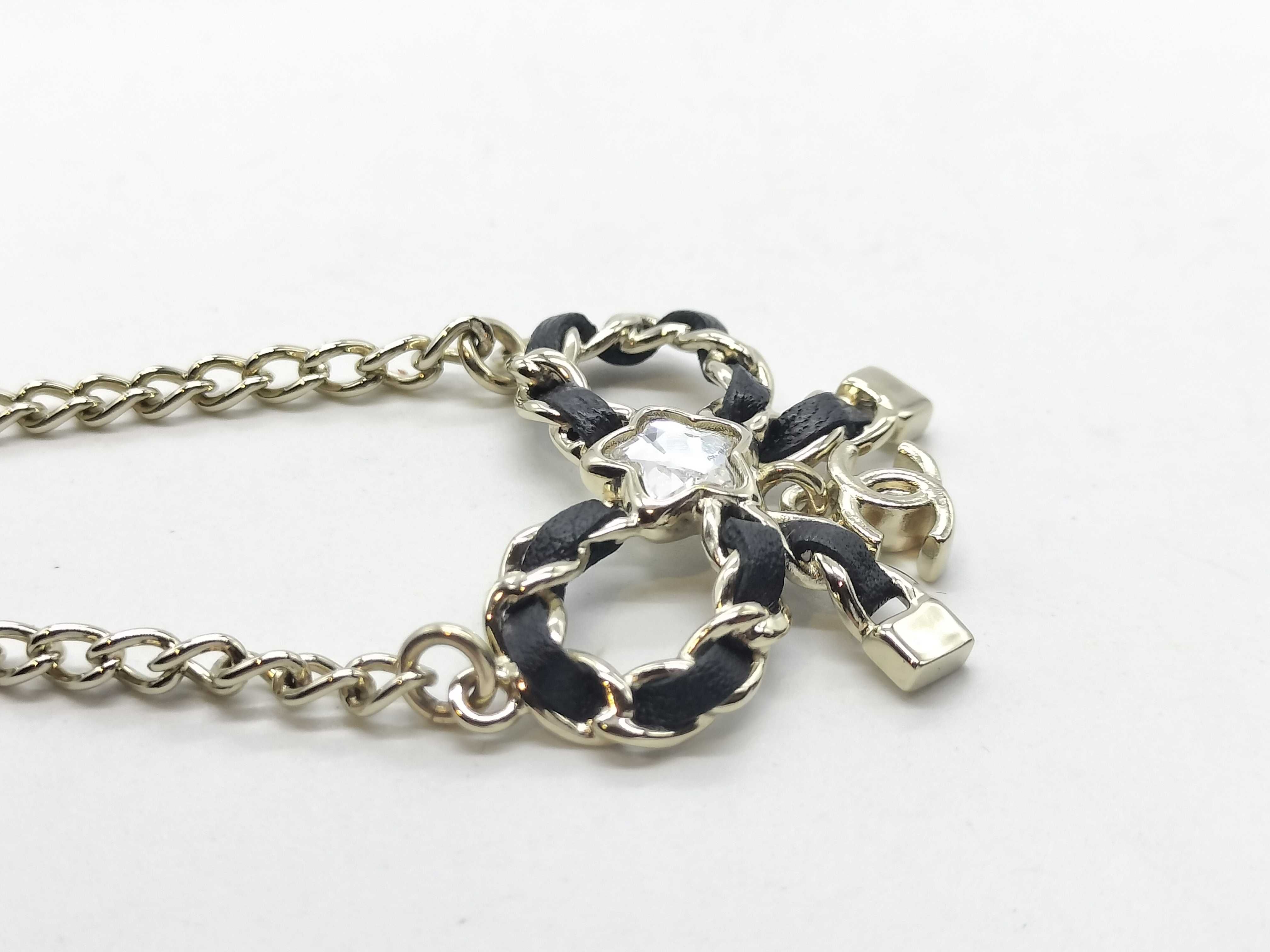 Ribbon Motif Necklace A25B — view 4
