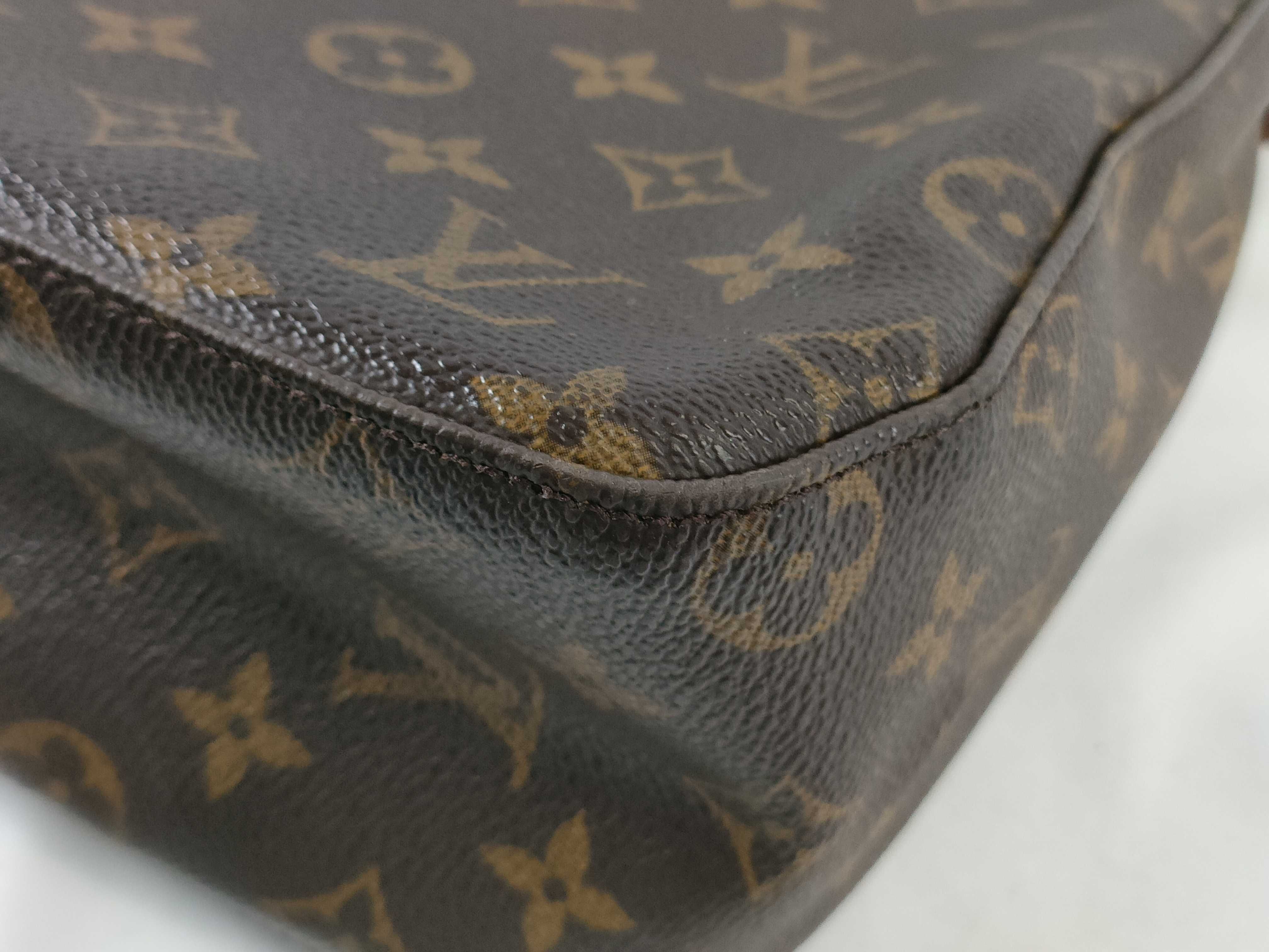 Monogram Looping MM M51146 FL1001 Shoulder Bag — view 6