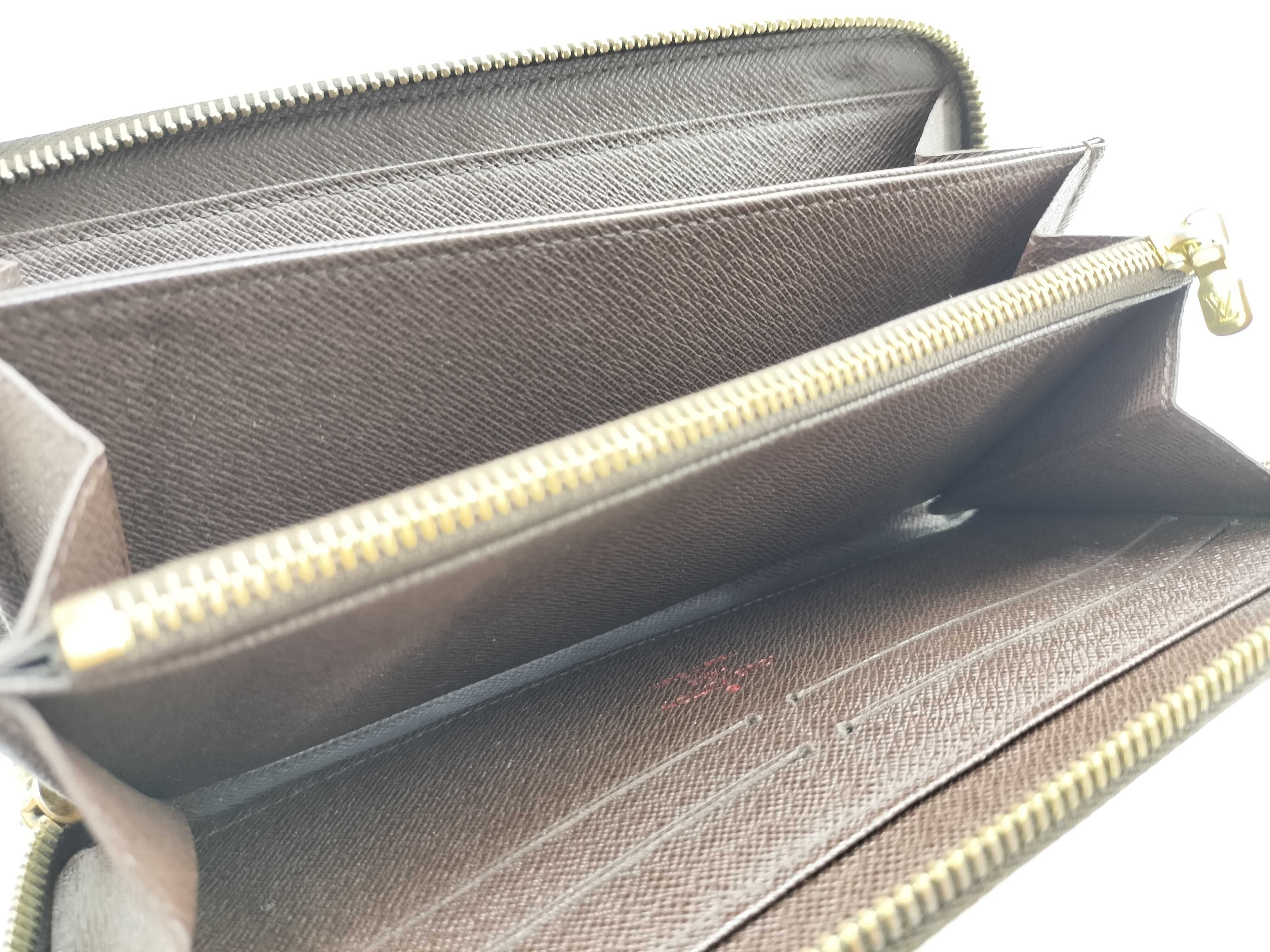 Damier Zippy Wallet — view 9