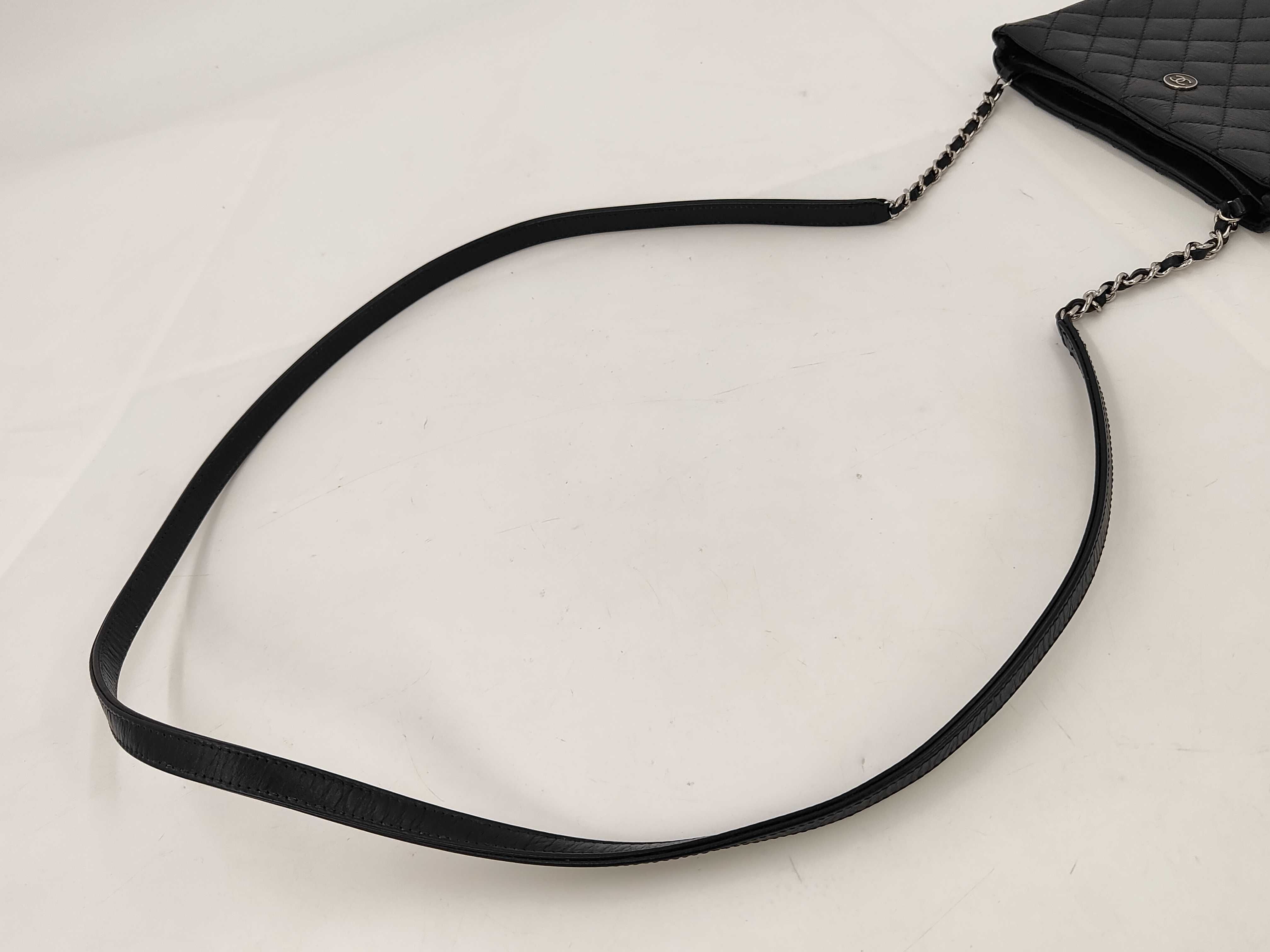 Matelassé Shoulder Bag (Serial Number 19) — view 3