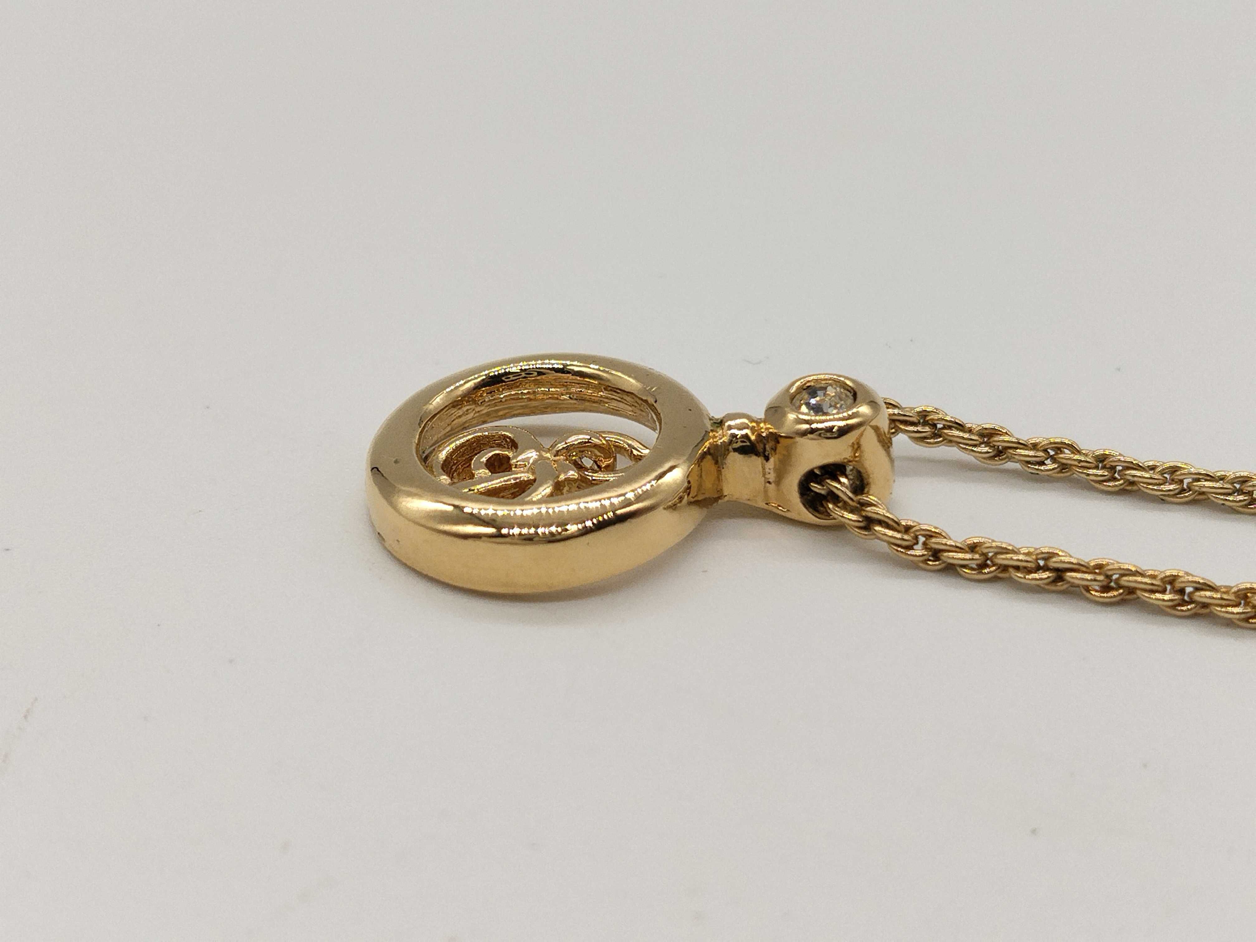 Circle CD Swing 1P Rhinestone Necklace — view 3