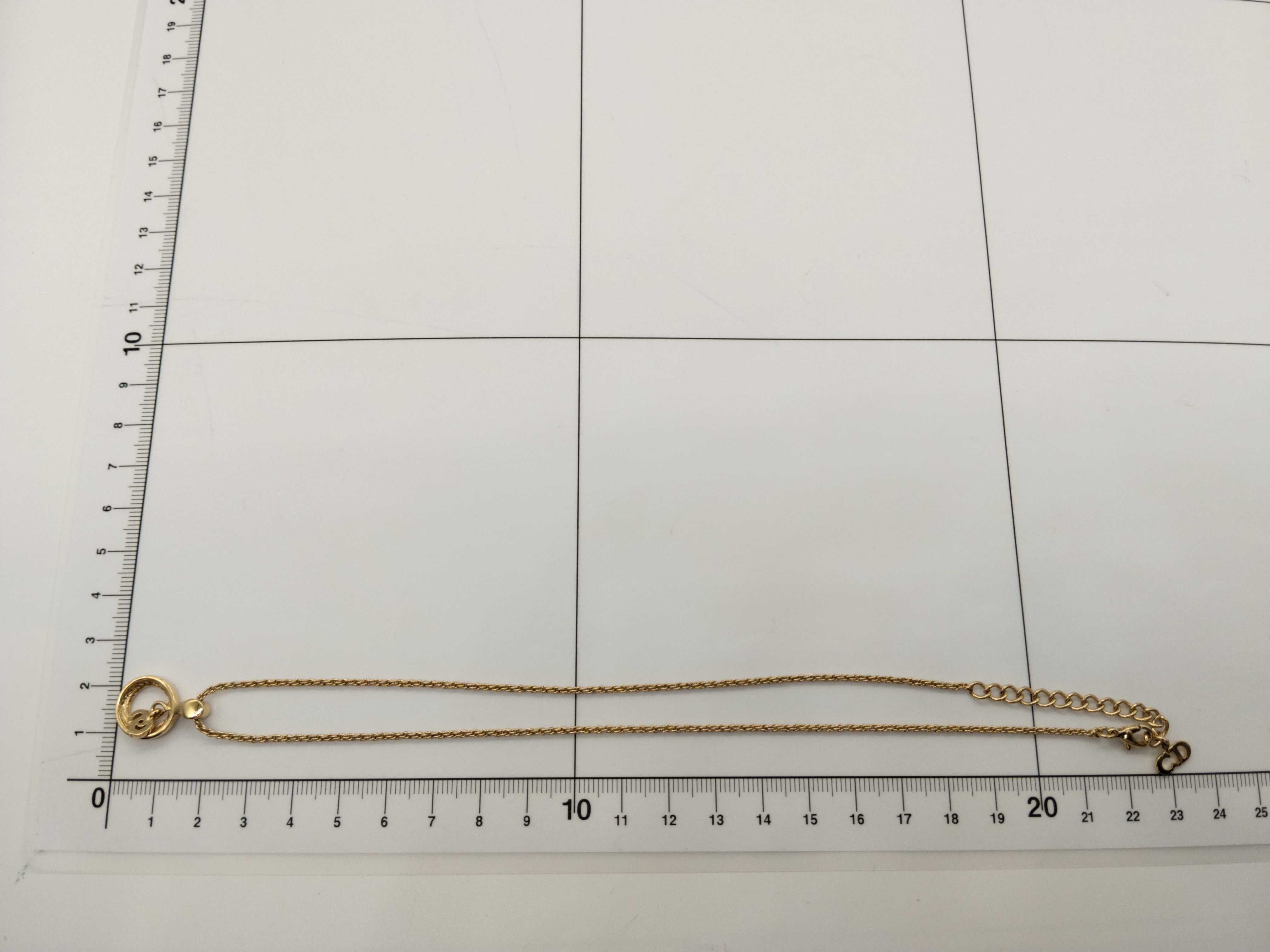 Circle CD Swing 1P Rhinestone Necklace — view 7