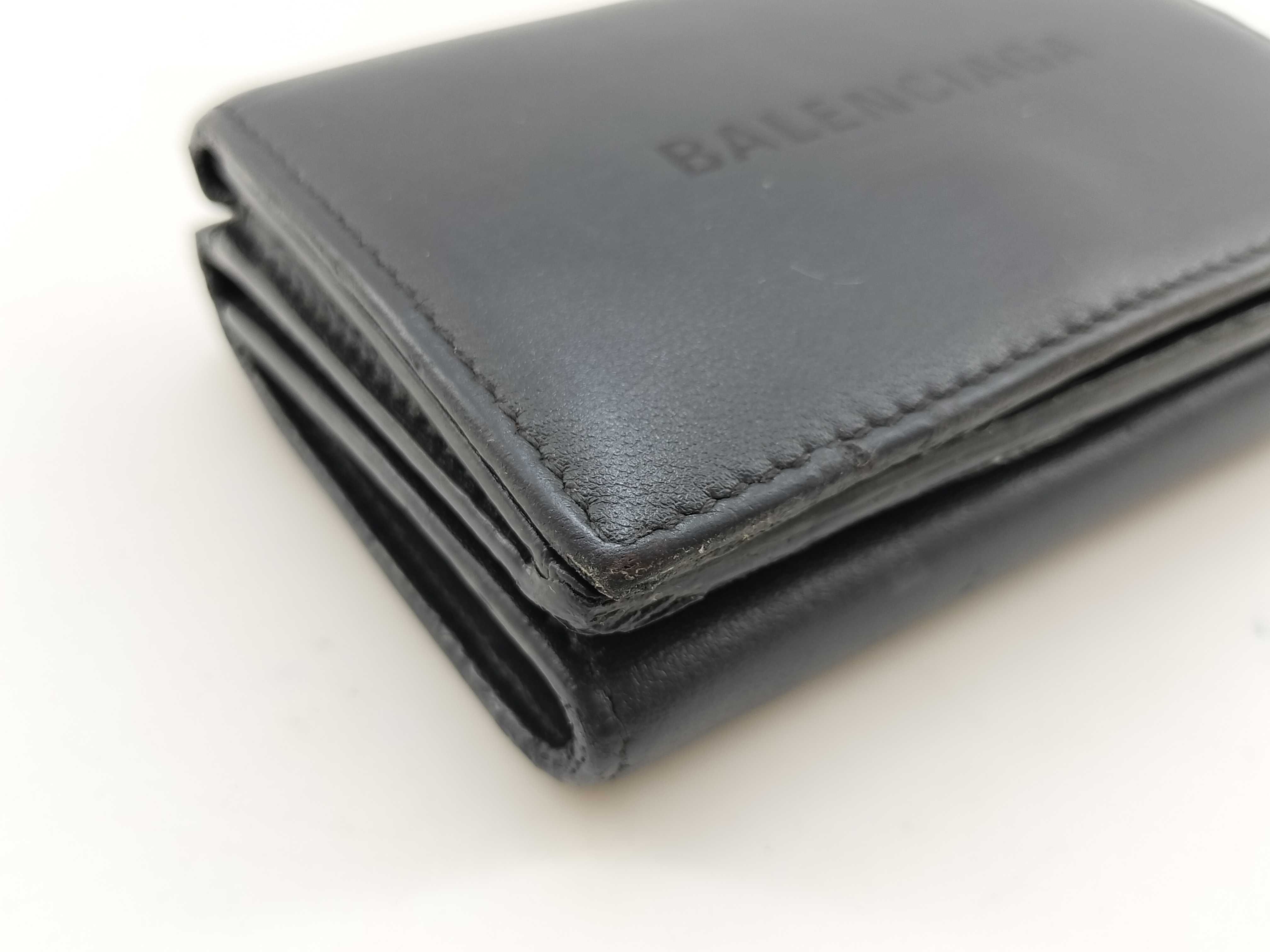 Leather Tri-fold Mini Wallet Serial Number — view 6