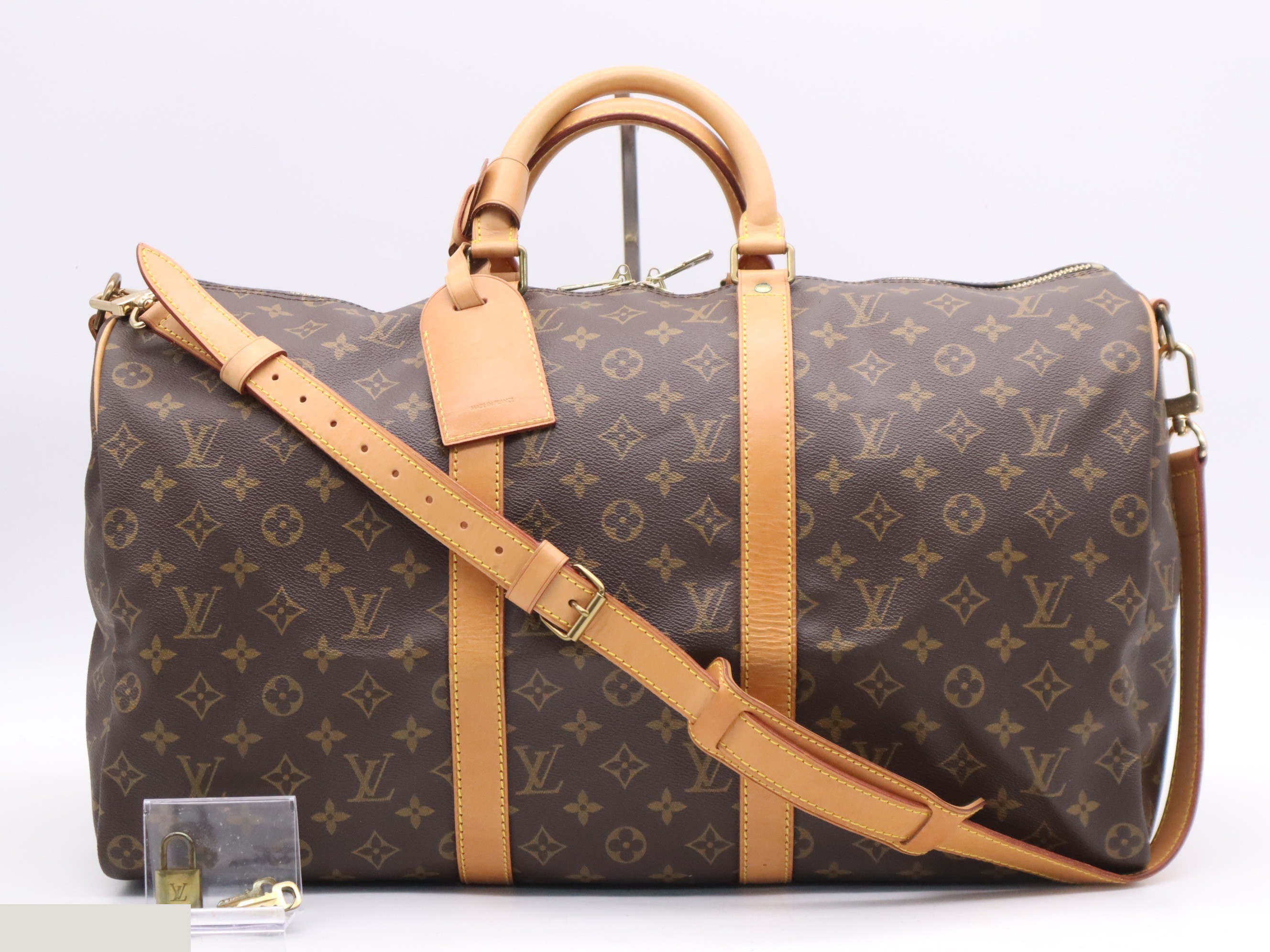 Keepall Bandouliere 50 - Shoulder strap, padlock, 2 keys.
