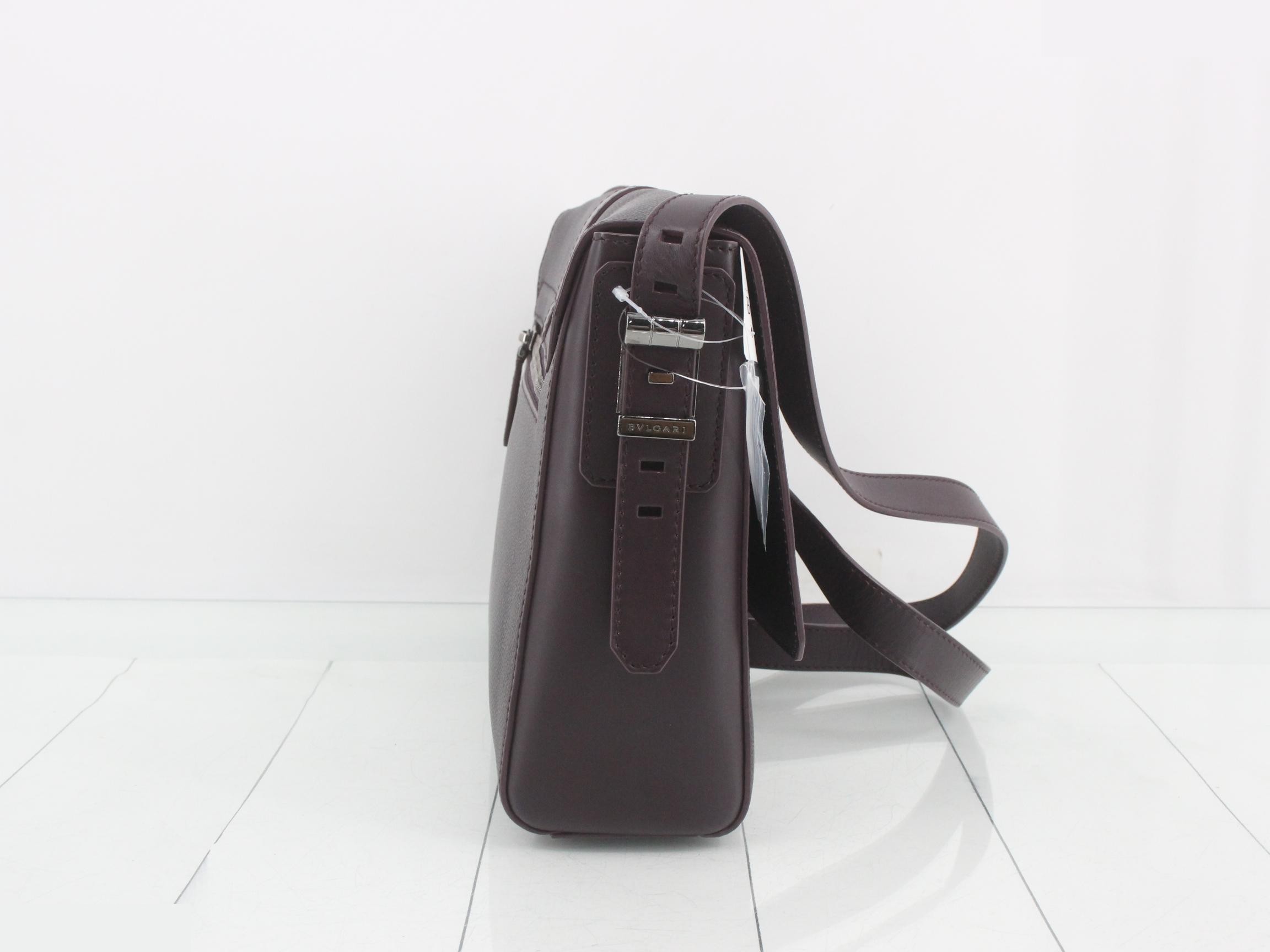 Leather messenger bag — view 4