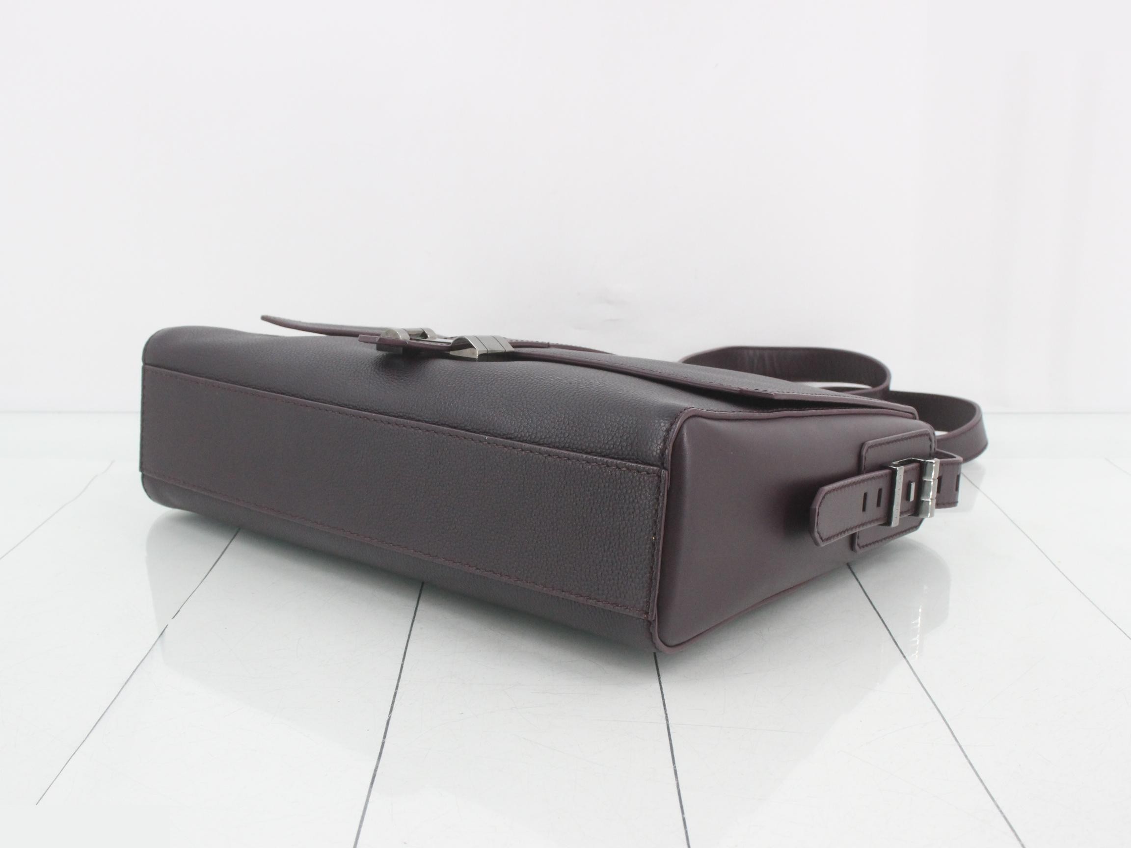 Leather messenger bag — view 6