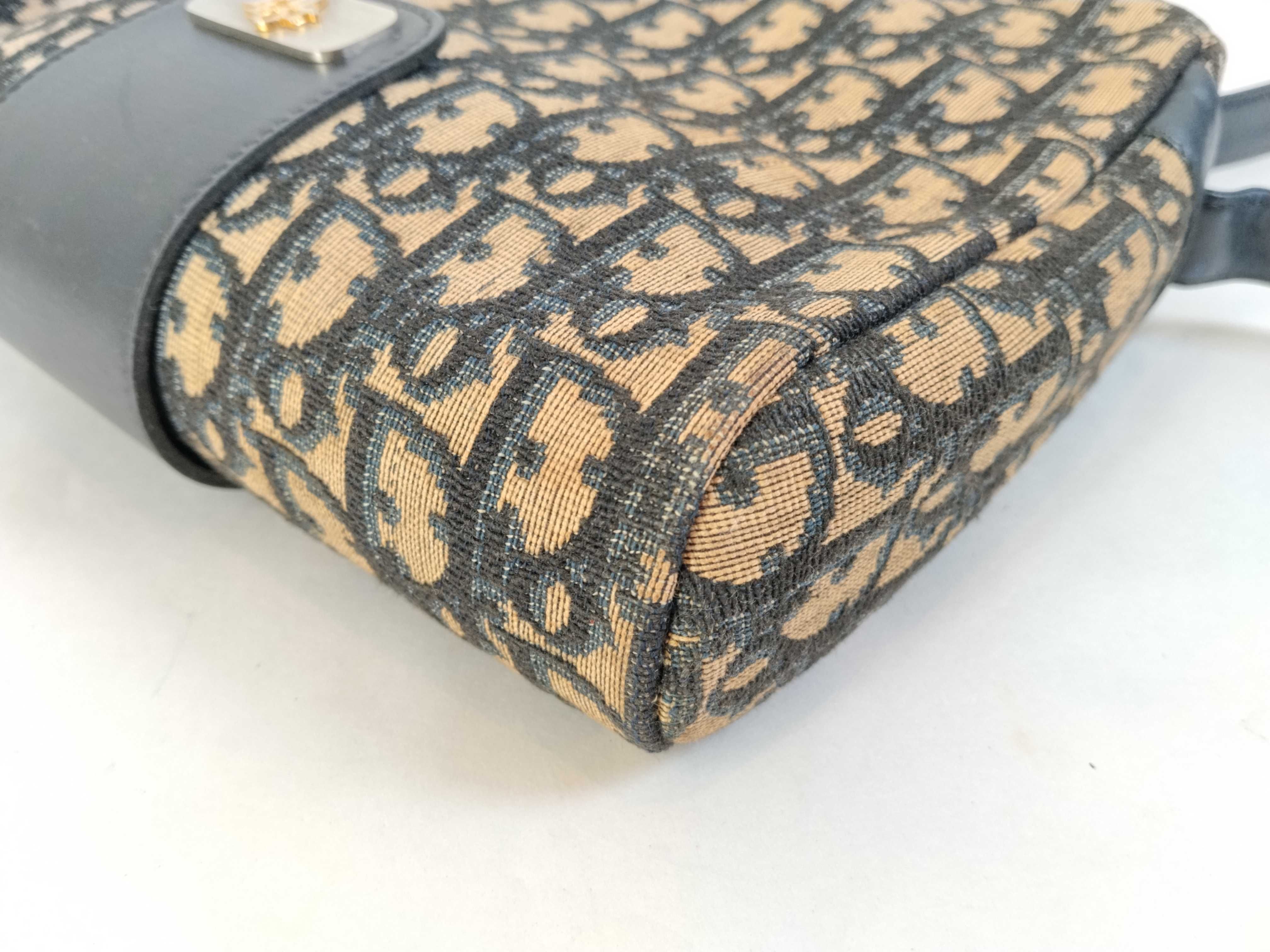 Trotter Shoulder Bag — view 6