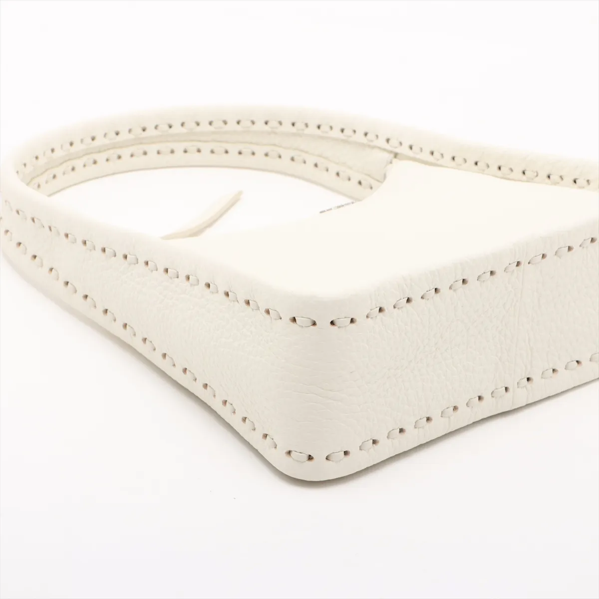 Selleria Small Fendessence Leather Shoulder Bag White 8BS094 — view 4