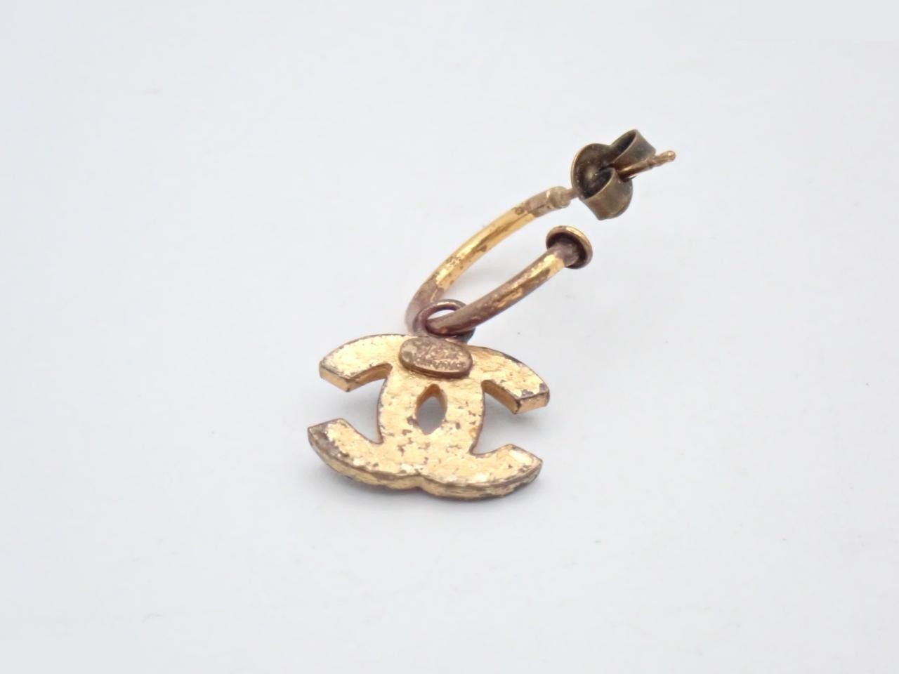 Earrings 01A — view 2