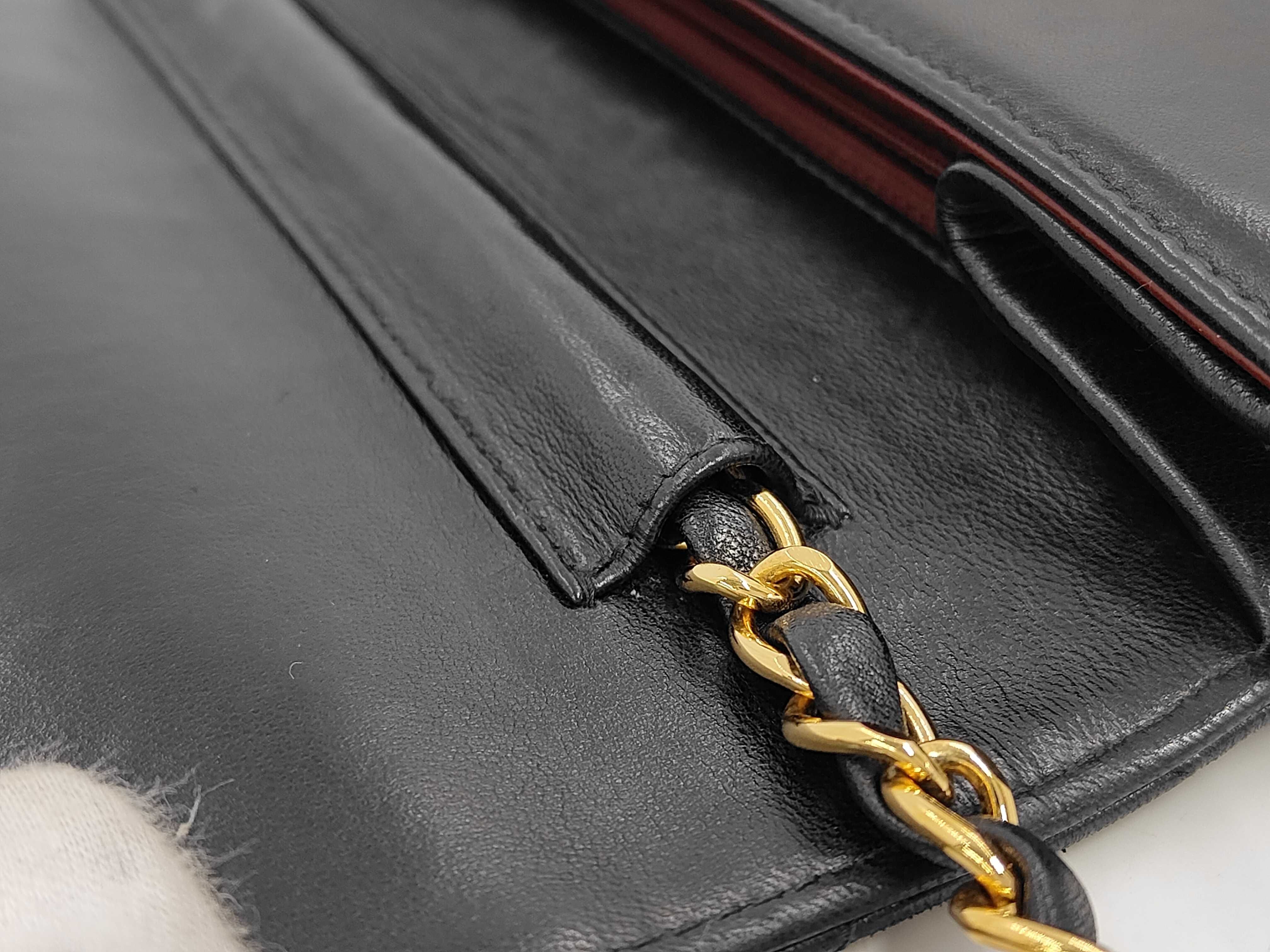 Matelassé Full Flap Push Shoulder Bag, Black — view 5