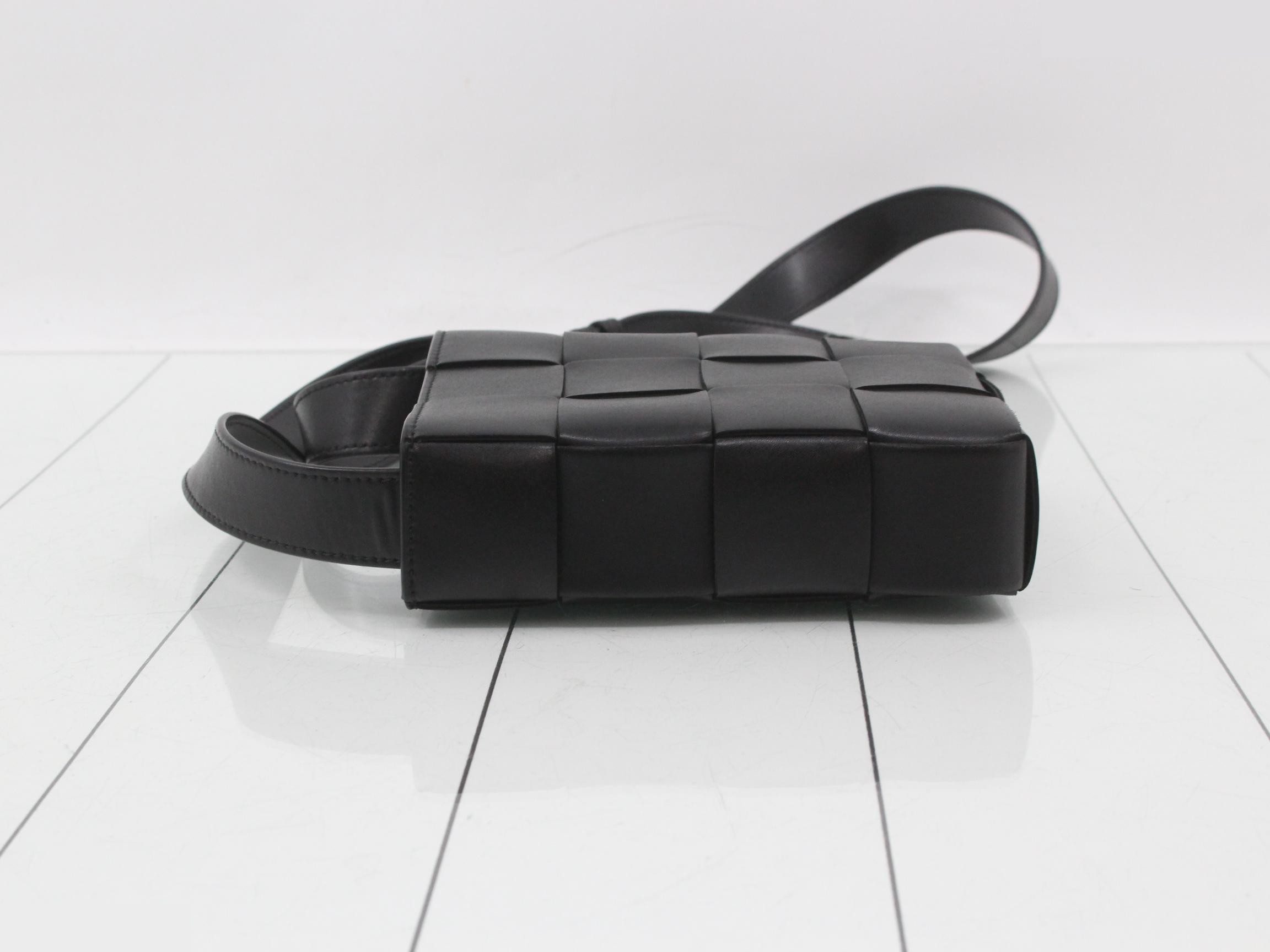 Phone pouch, crossbody bag, black — view 4