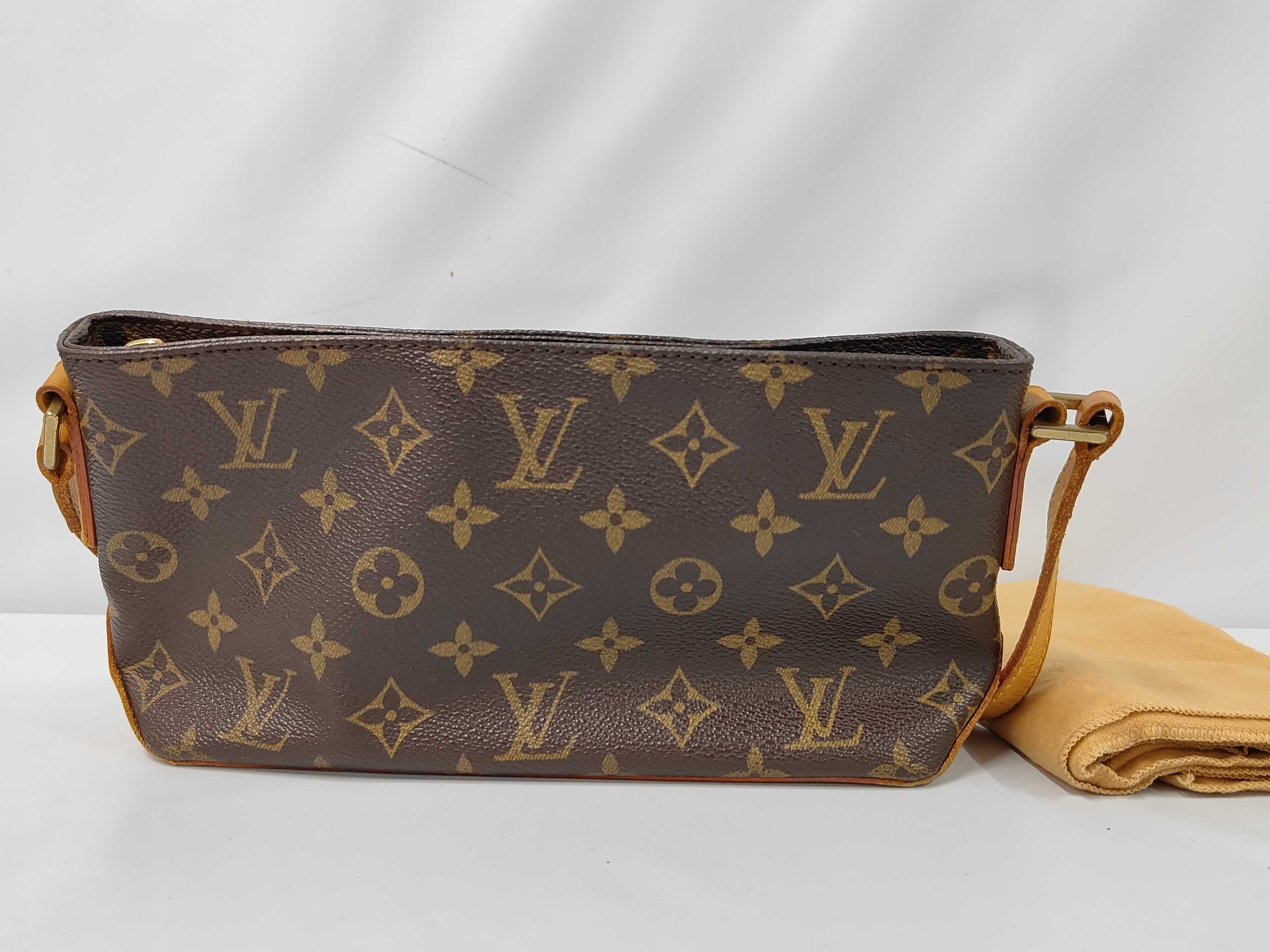 Trotteur Shoulder Bag