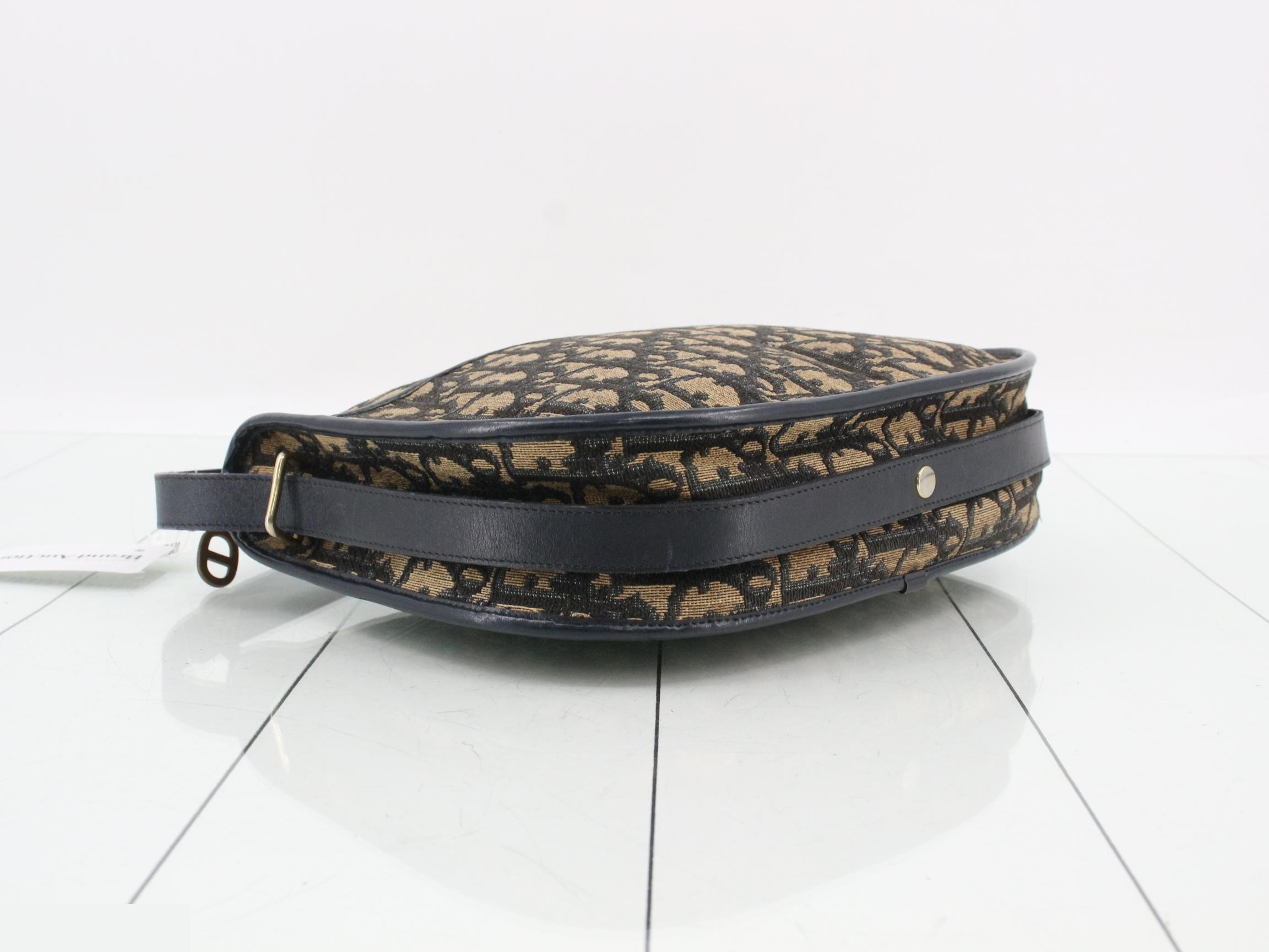 Shoulder bag — view 5