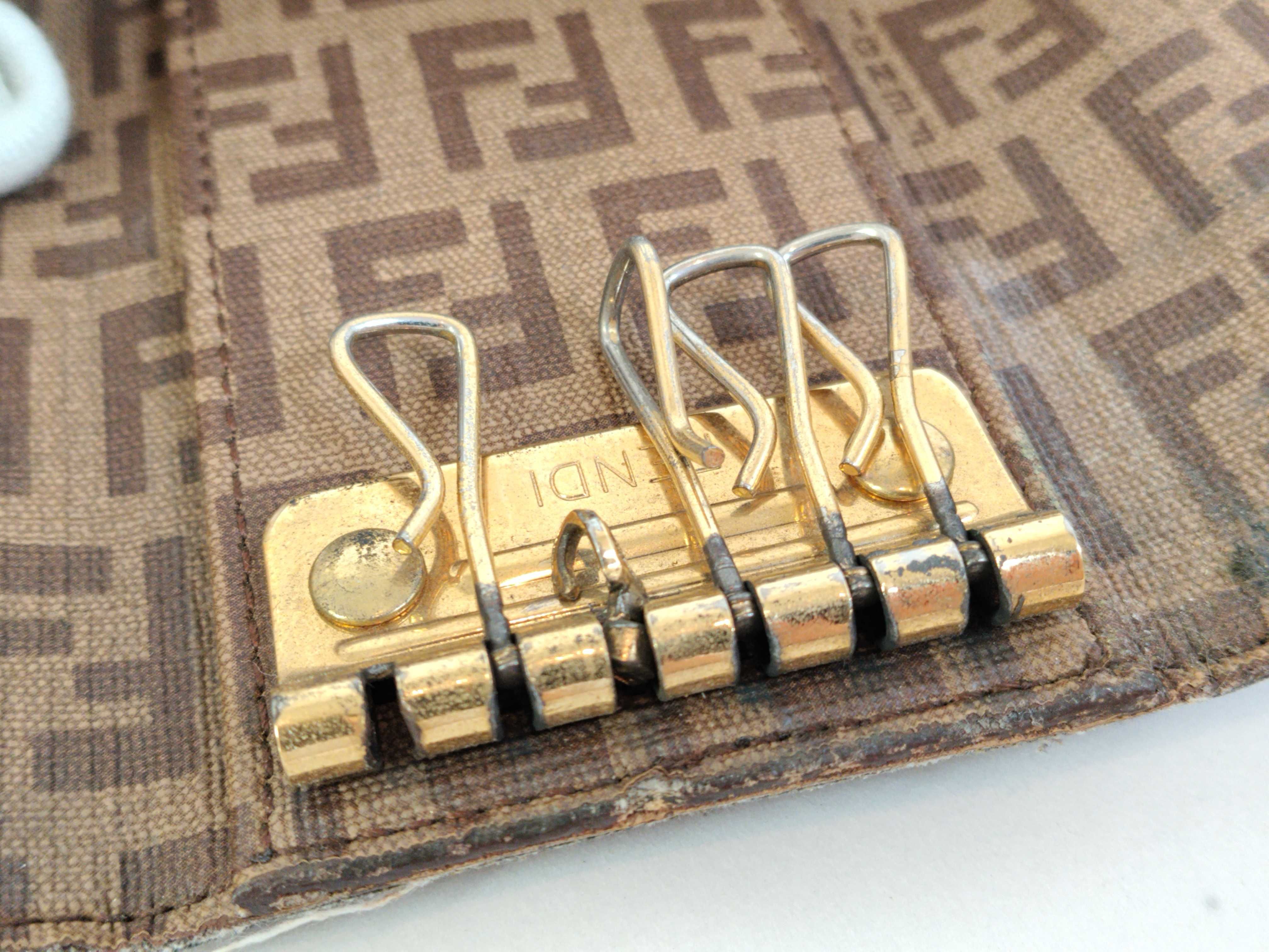 Zucchino Key Case (2 missing) Key Case — view 11