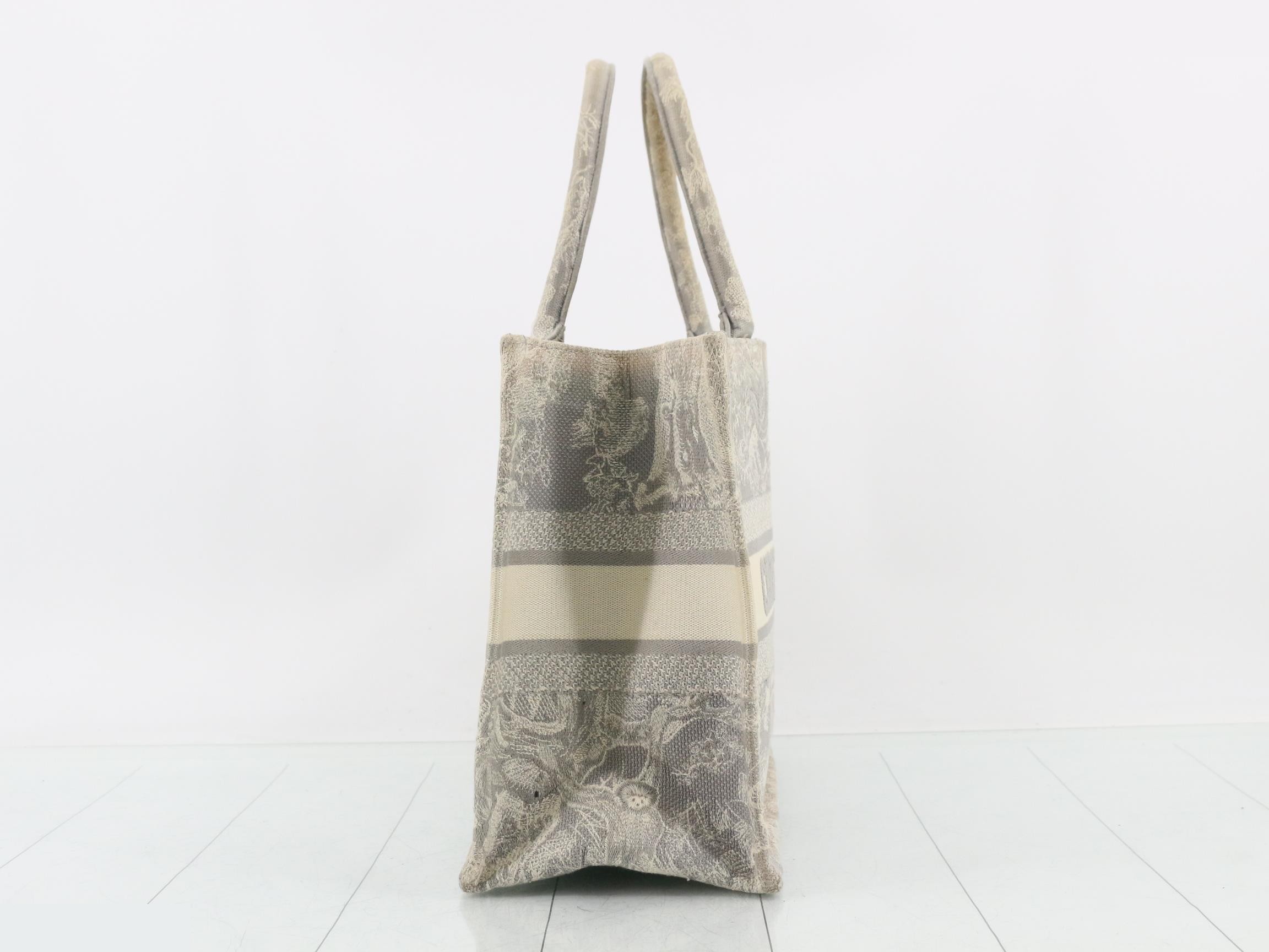 Book tote medium — view 4