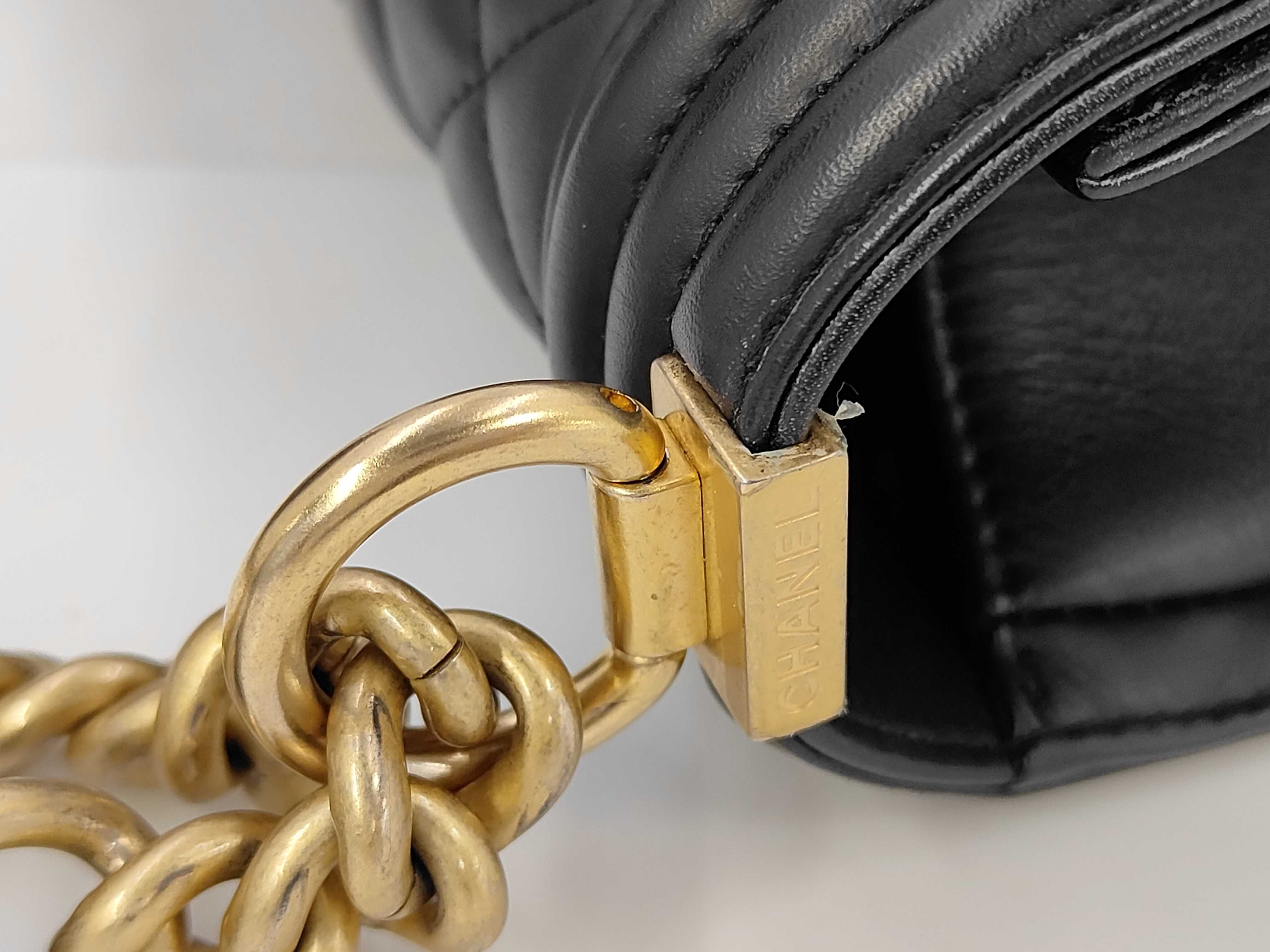 Matelassé Lambskin Boy Chanel Black Shoulder Bag — view 7