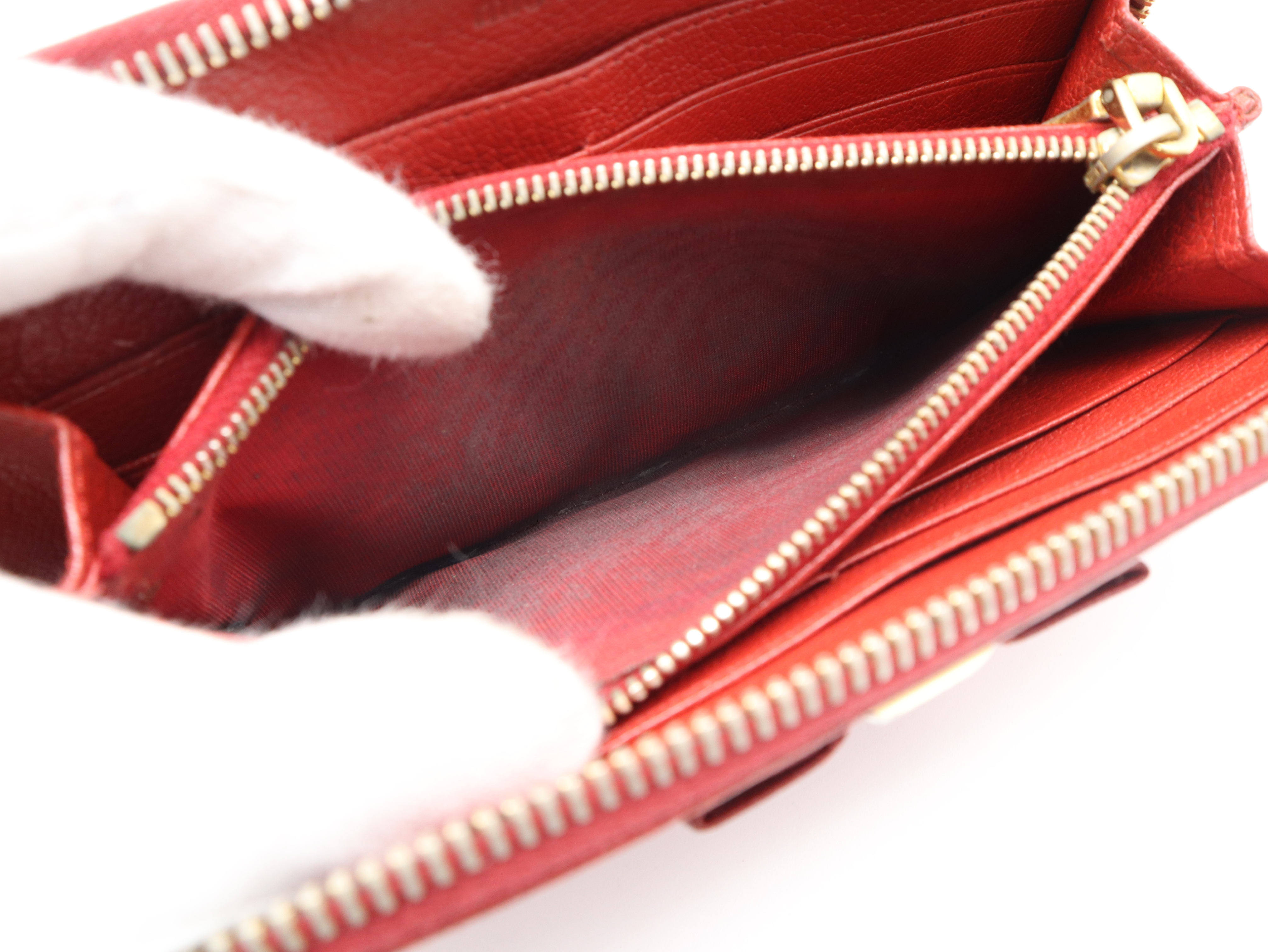 5M0506 Leather Round Ribbon Long Wallet, Red, with Guarantee Card and Box. — view 10