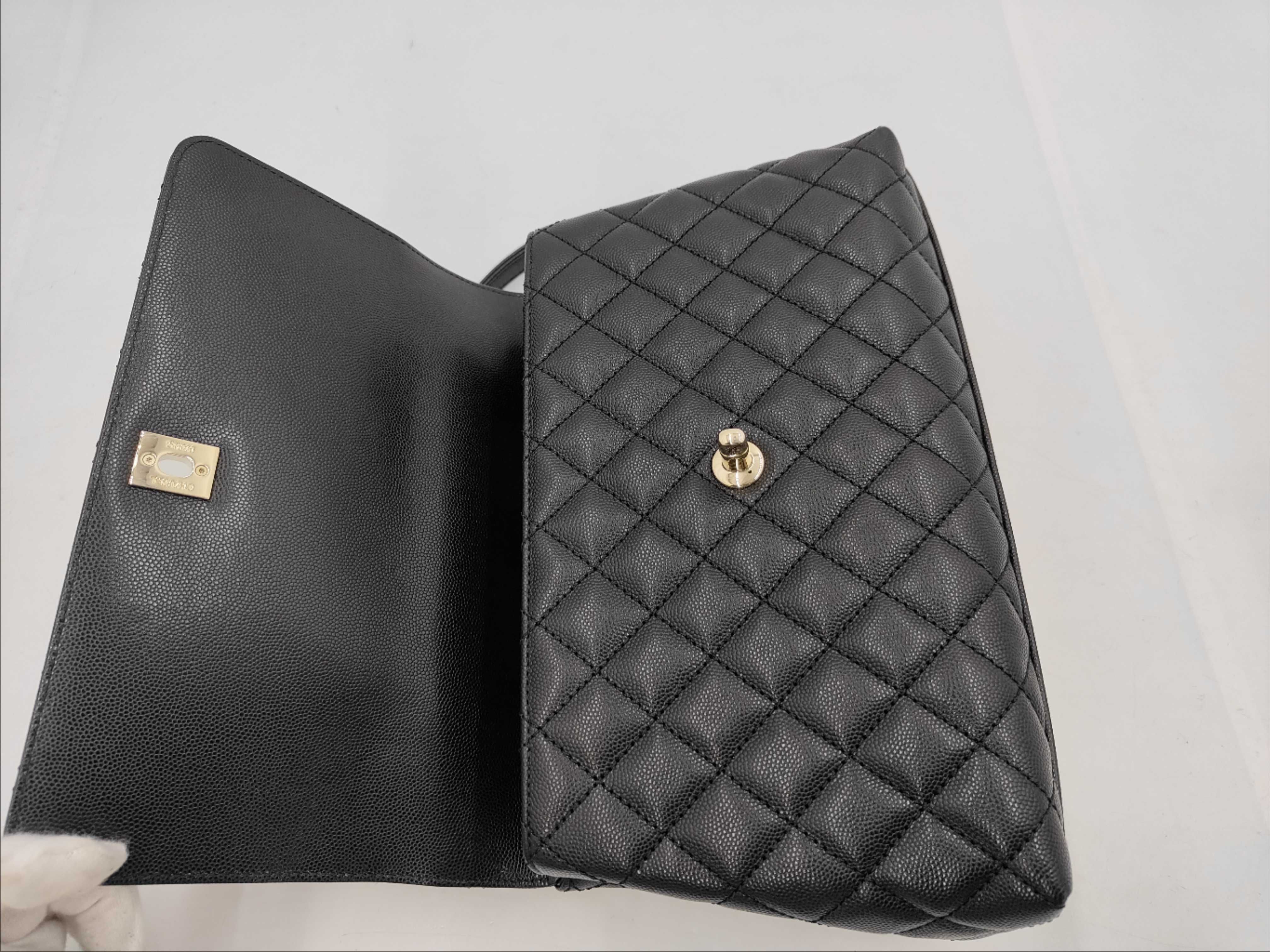 Caviar Skin Coco Handle Handbag — view 11