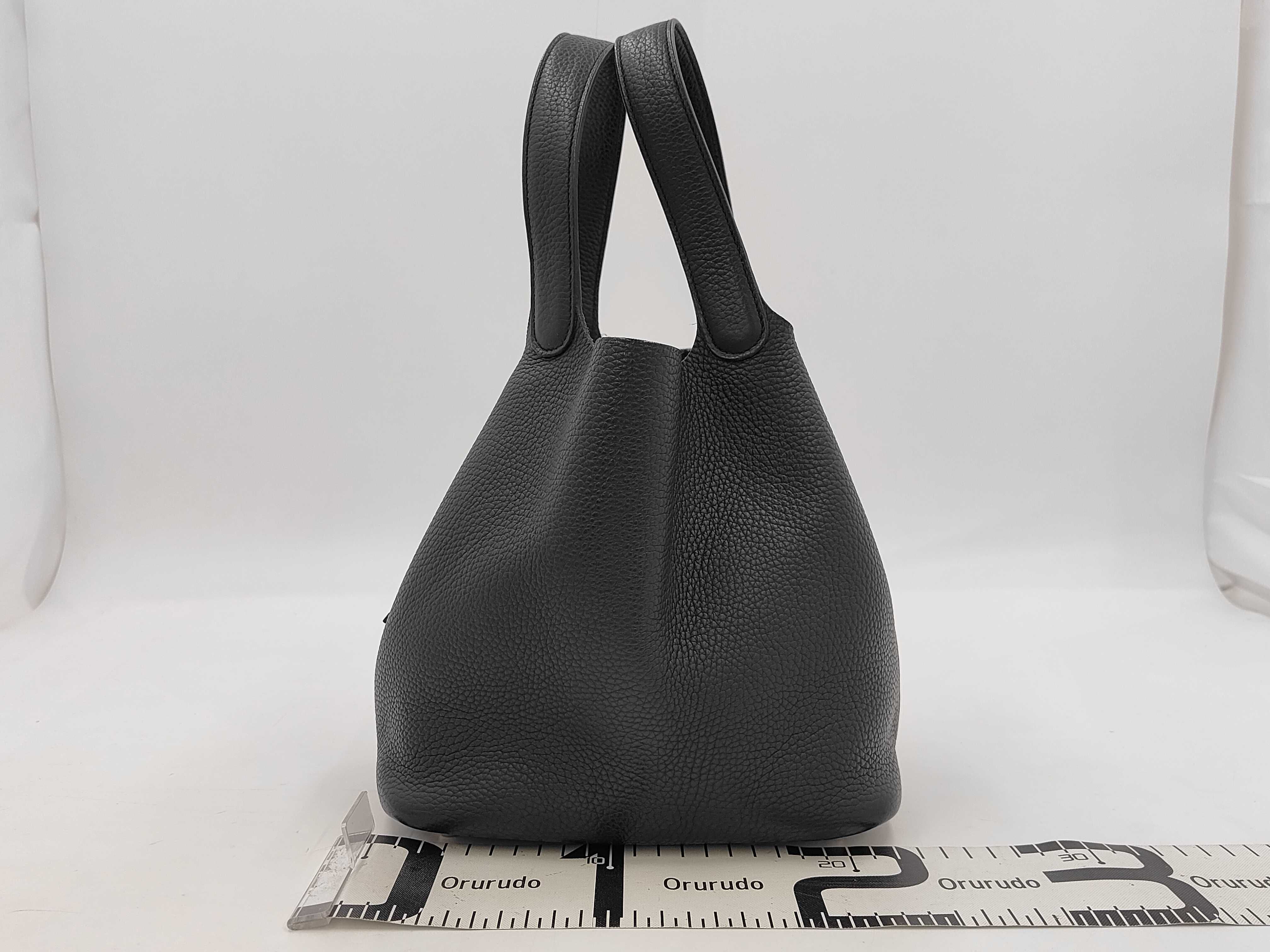 Picotin Lock MM Handbag — view 2