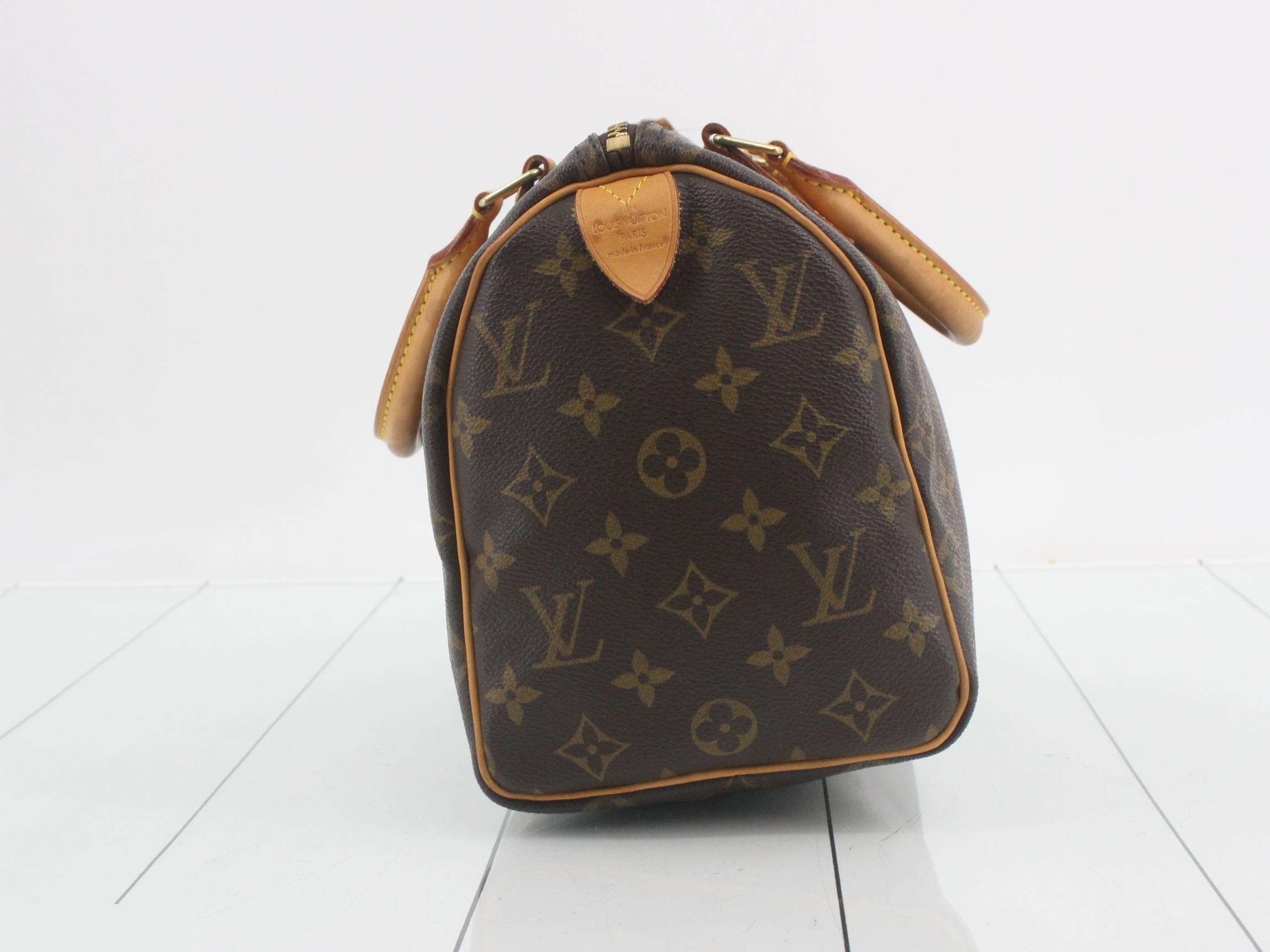 Speedy 25 (includes padlock, 2 keys, and storage bag) — view 4