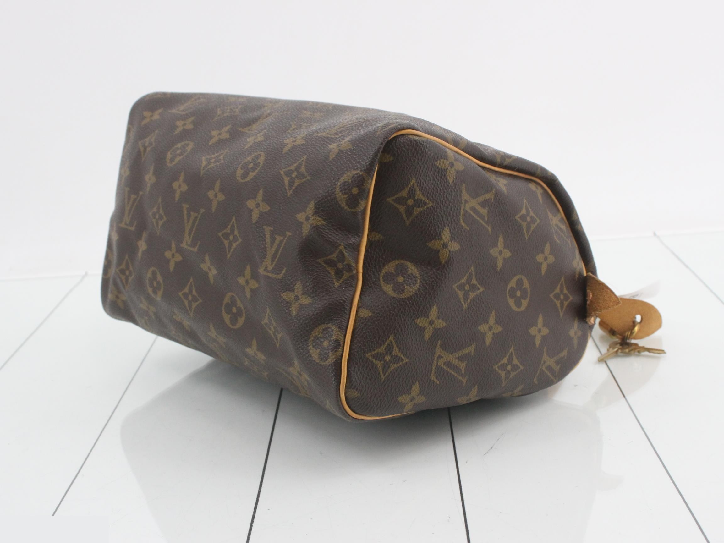 Speedy 25 (includes padlock, 2 keys, and storage bag) — view 6