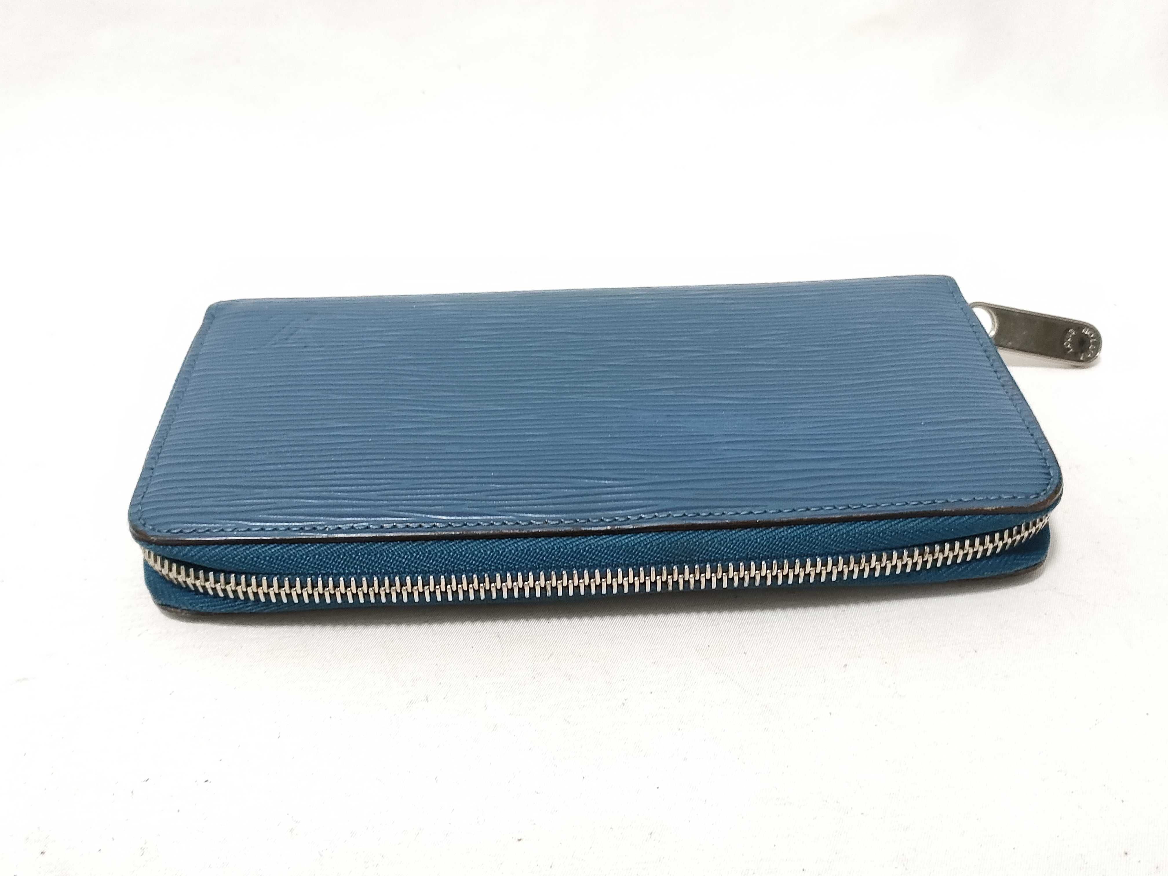 Epi Leather Round Zipper Long Wallet — view 6