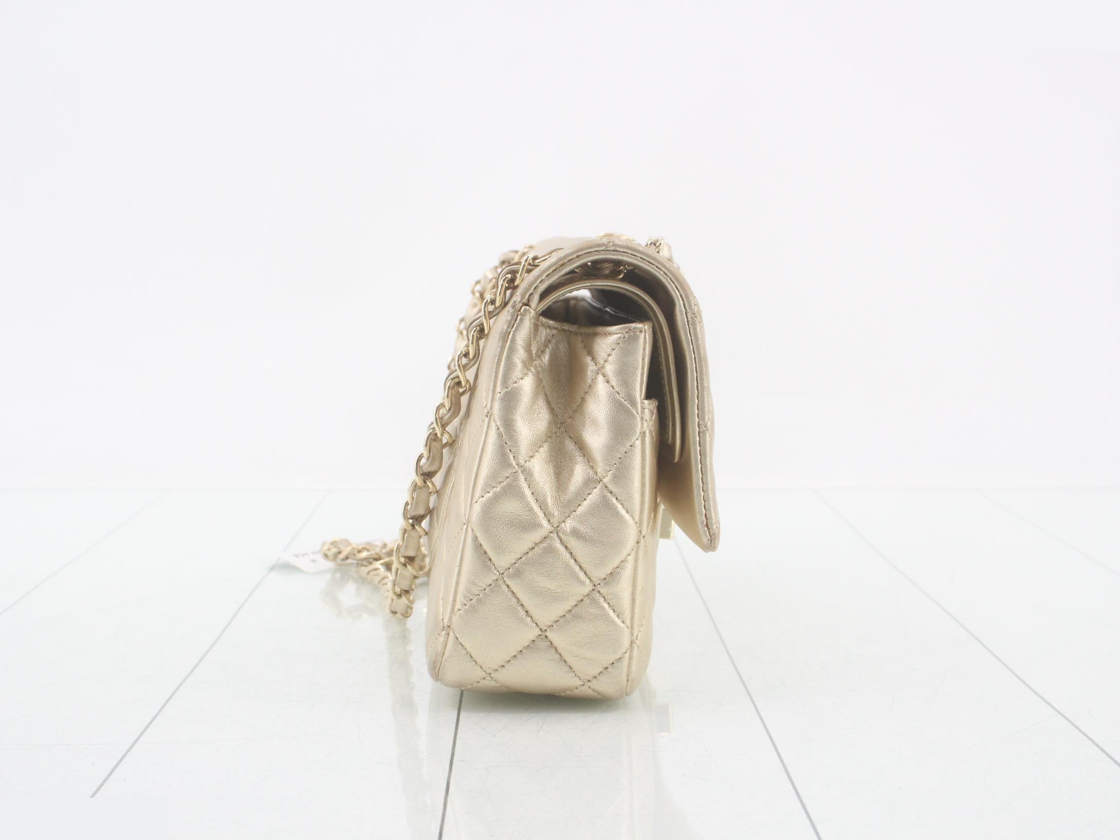 Matelassé (bag) - Shoulder bag — view 4